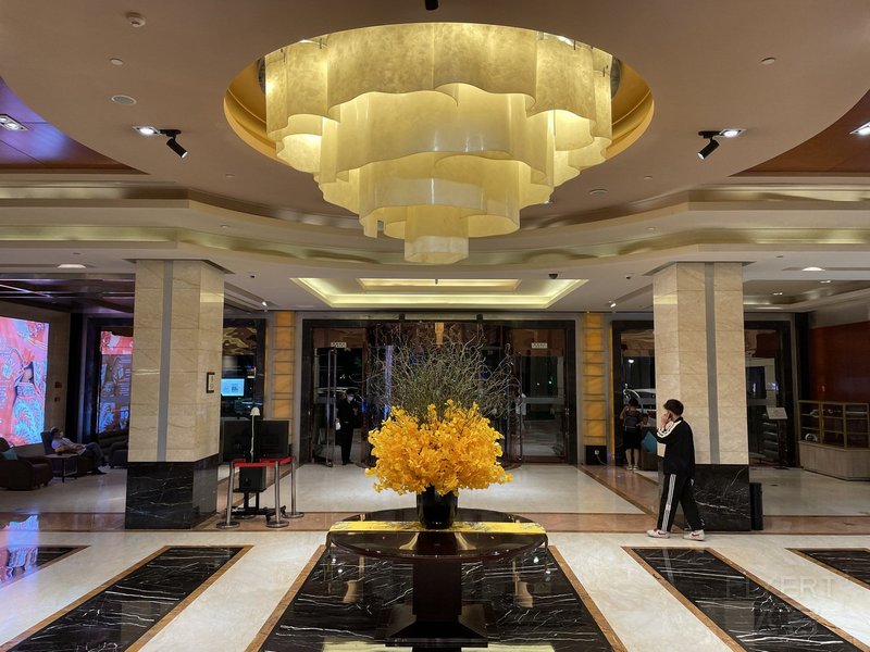 Wenzhou--Sheraton Wenzhou Hotel Lobby (3).JPG