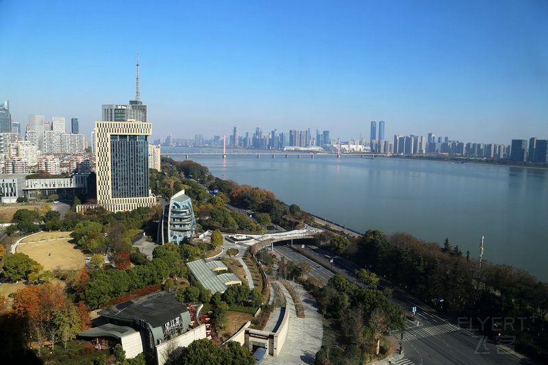Hangzhou--The Azure Qianjiang A Luxury Collection Hotel Room (11).JPG