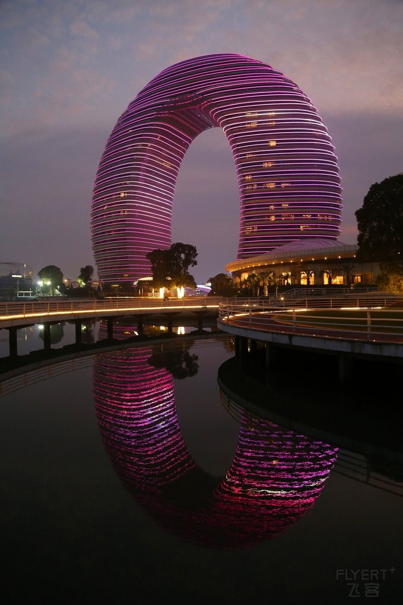 Huzhou--Sheraton Huzhou Hotspring Resort Exterior at Night (8).JPG