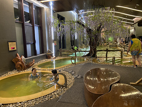 【吉林长白山】皇冠假日酒店｜山景大床房