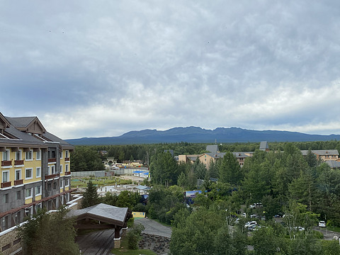 【吉林长白山】皇冠假日酒店｜山景大床房
