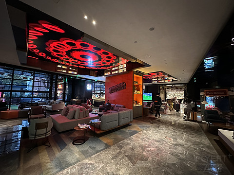 西子湖畔一抹橙——杭州西湖希尔顿嘉悦里酒店