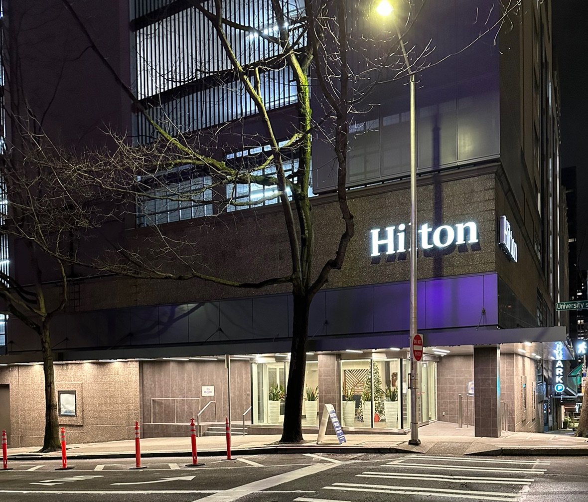 ߾󴲷ͼϣ Hilton Seattle