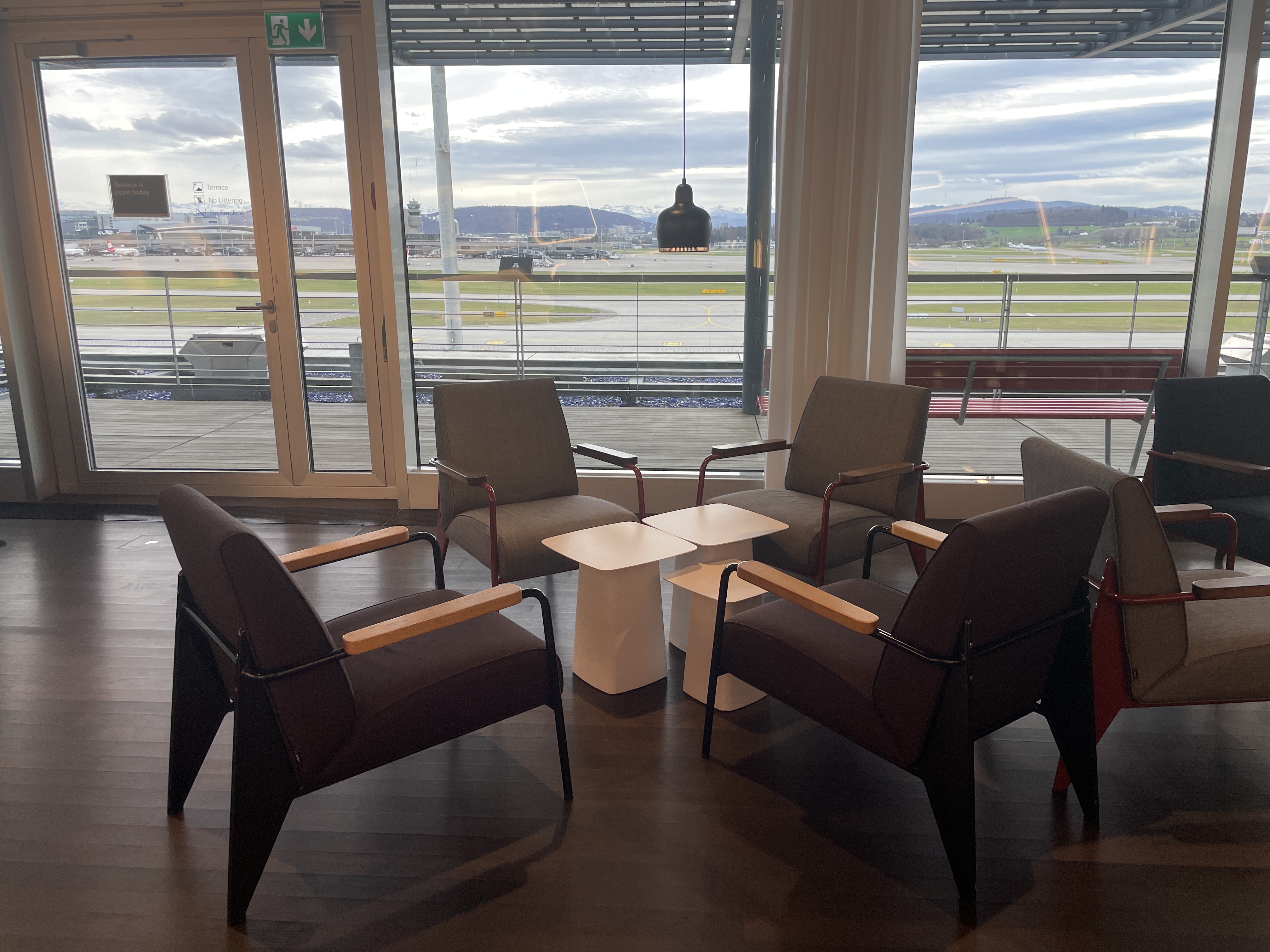 Swiss senator Lounge EBusiness Lounge EûȥõAlpine Lounge