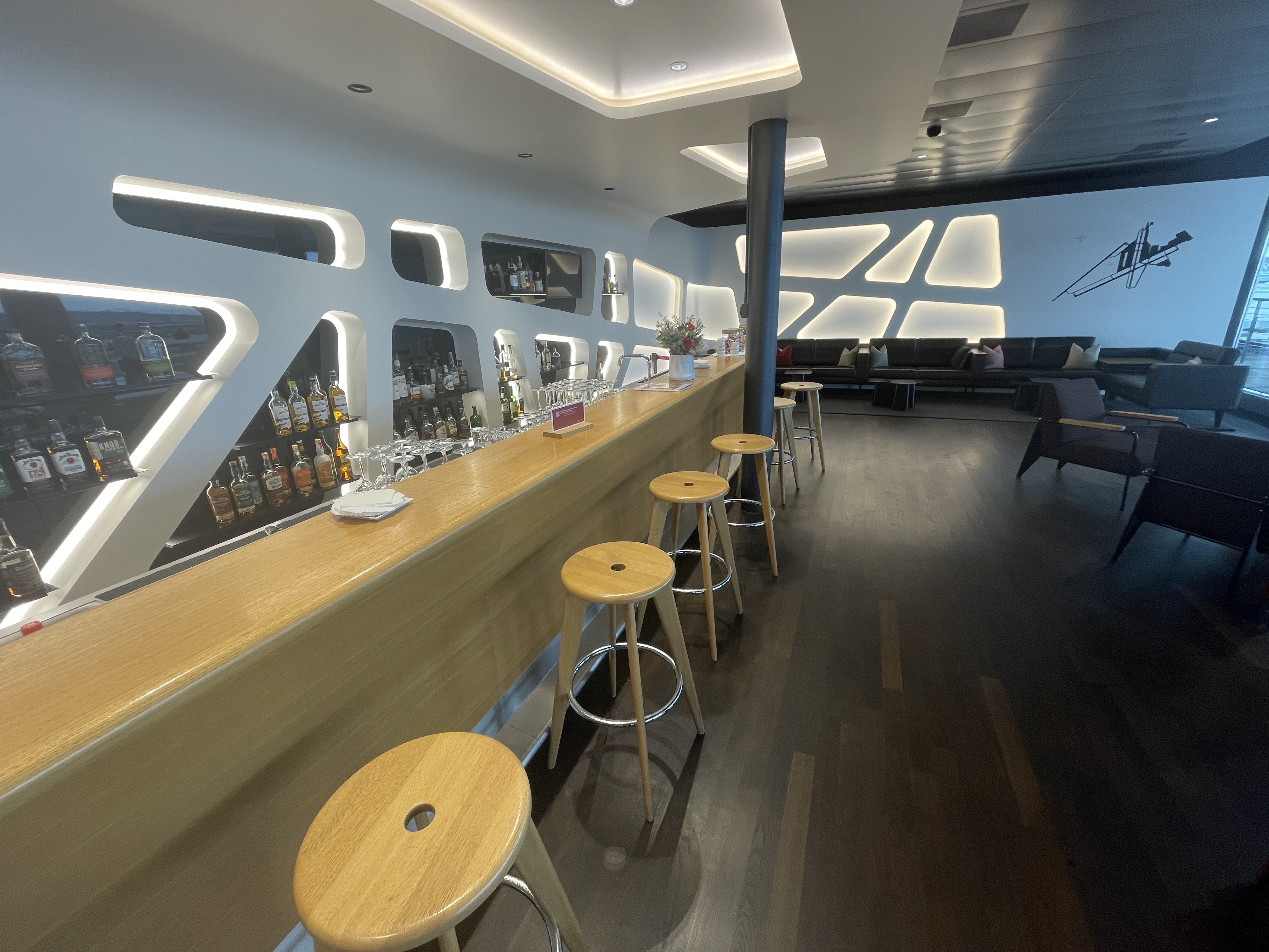 Swiss senator Lounge EBusiness Lounge EûȥõAlpine Lounge