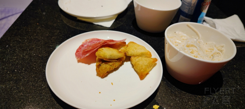 2008377E319LPMgdQfNly4.jpg 2008377E319LPMgdQfNly4.jpg
