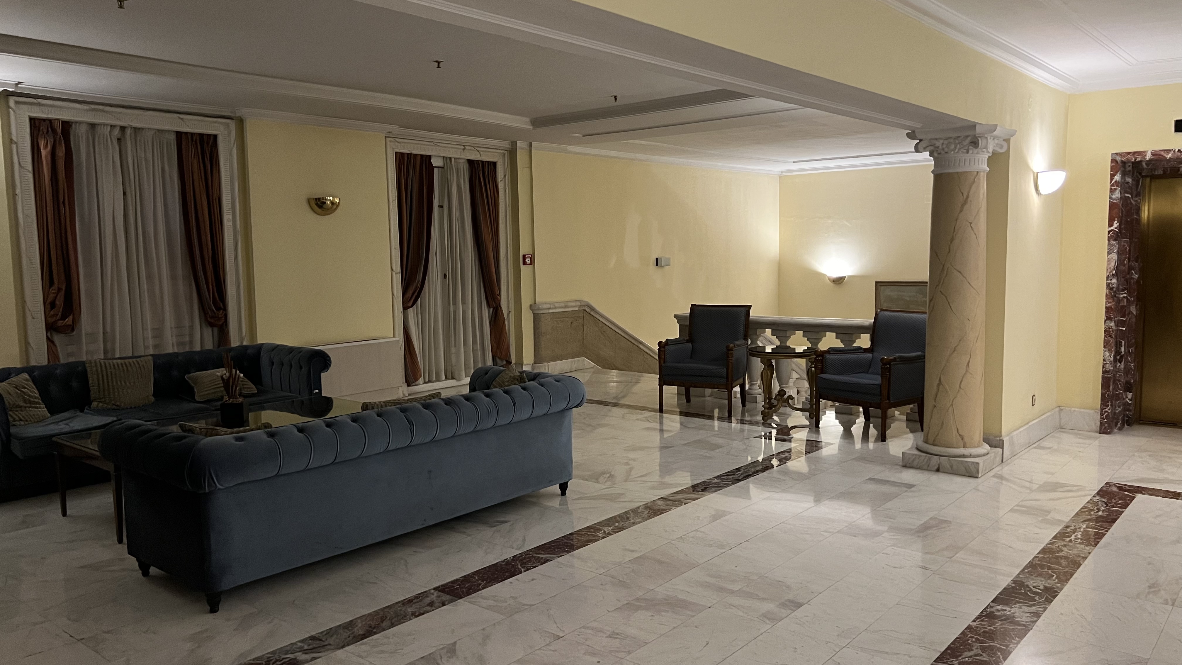 ժǰİ ǰͶɺѡƵ Sofia Hotel Balkan