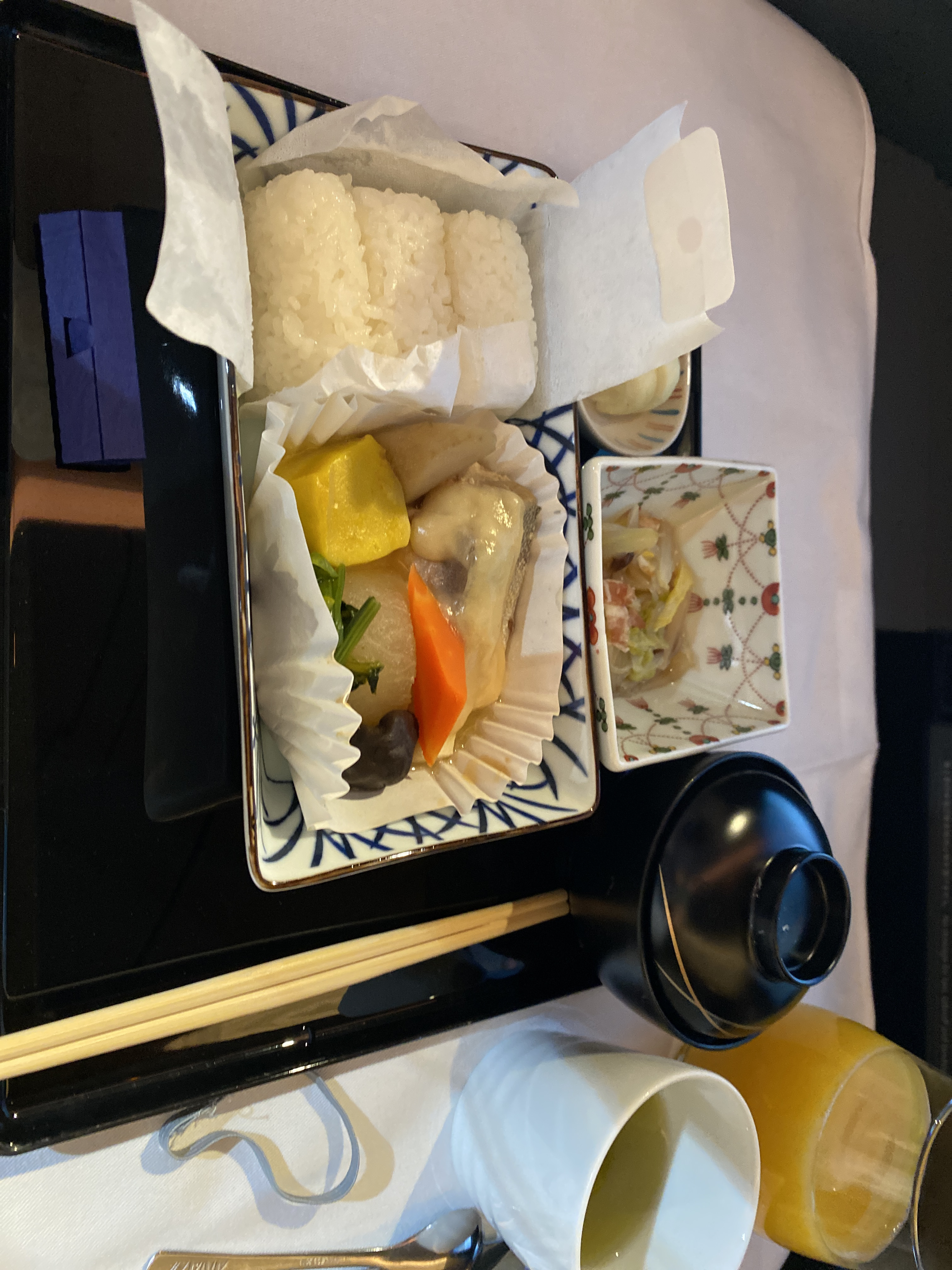 ANA The Room  HND-ORD