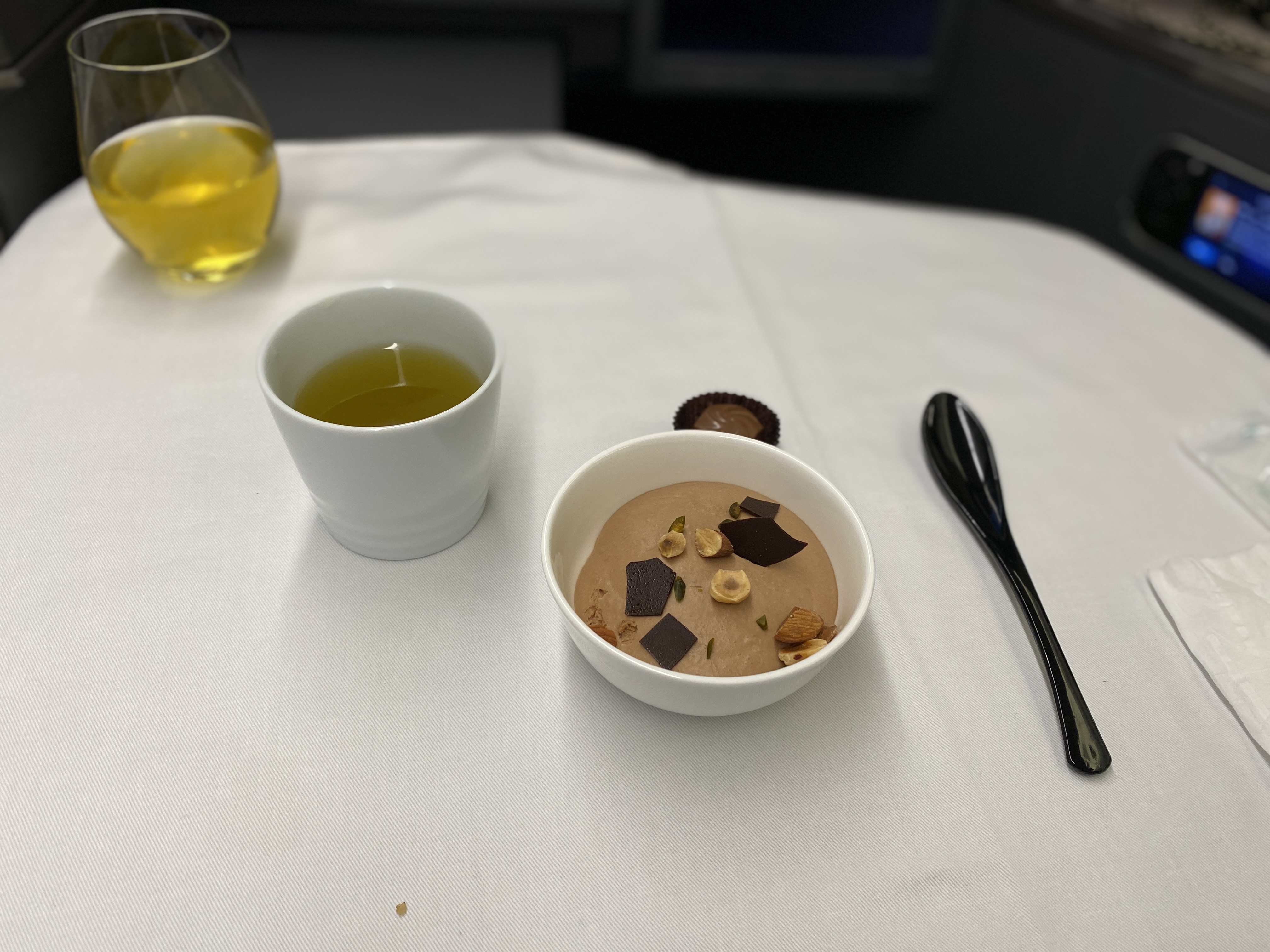 ANA The Room  HND-ORD