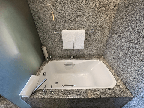 告别水球·上海外滩茂悦入住浅评