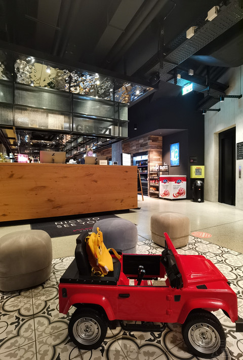 ׷Moxy Rapperswil