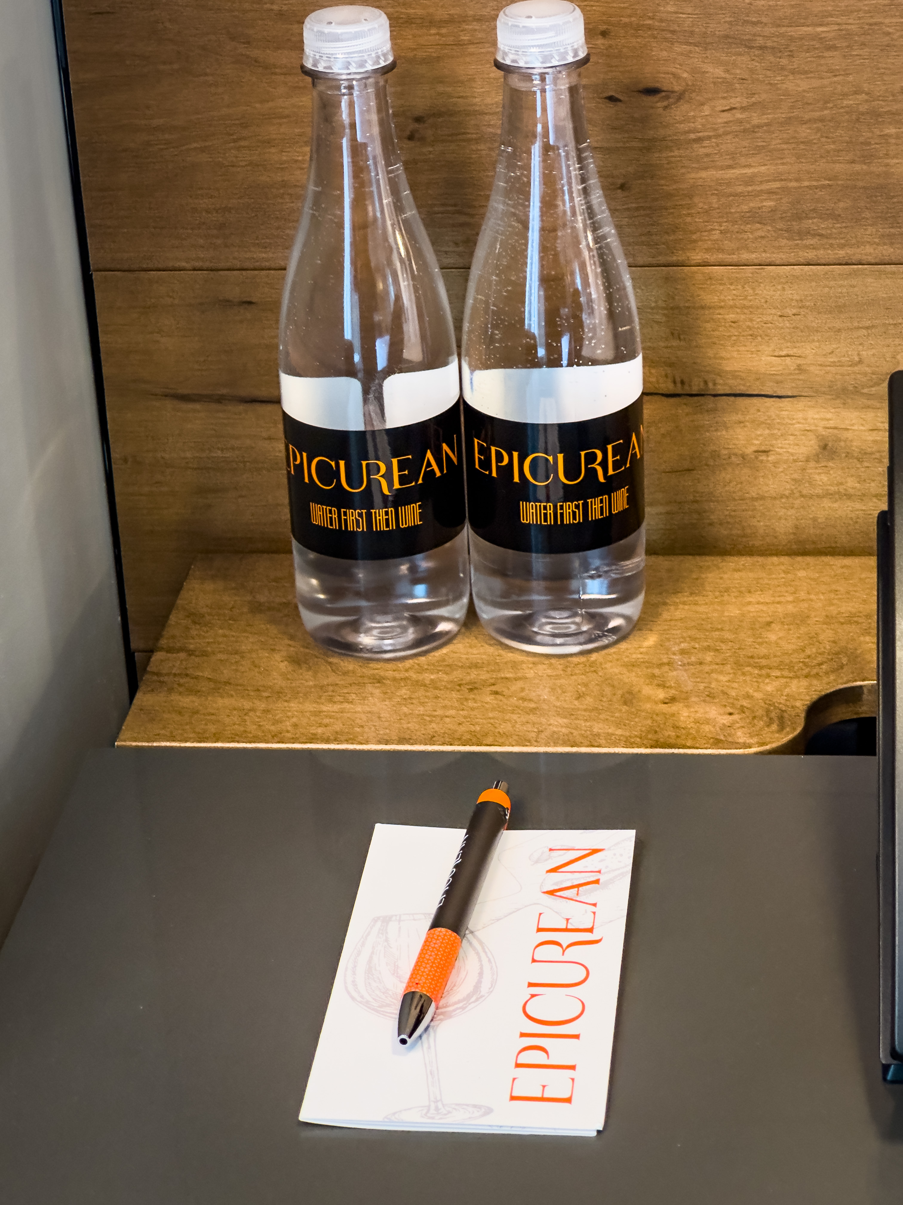 ׷³;ѡ Epicurean Atlanta, Autograph Collection