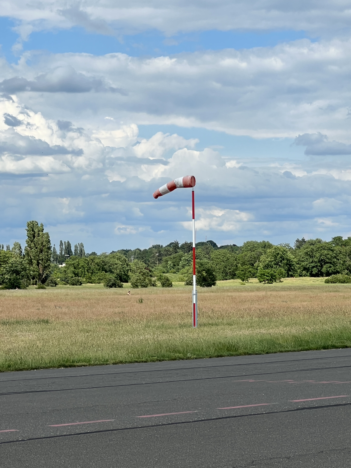 ŷ޶;x3: BER-CPH-LGWGLA-CDG ԼַTempelhof