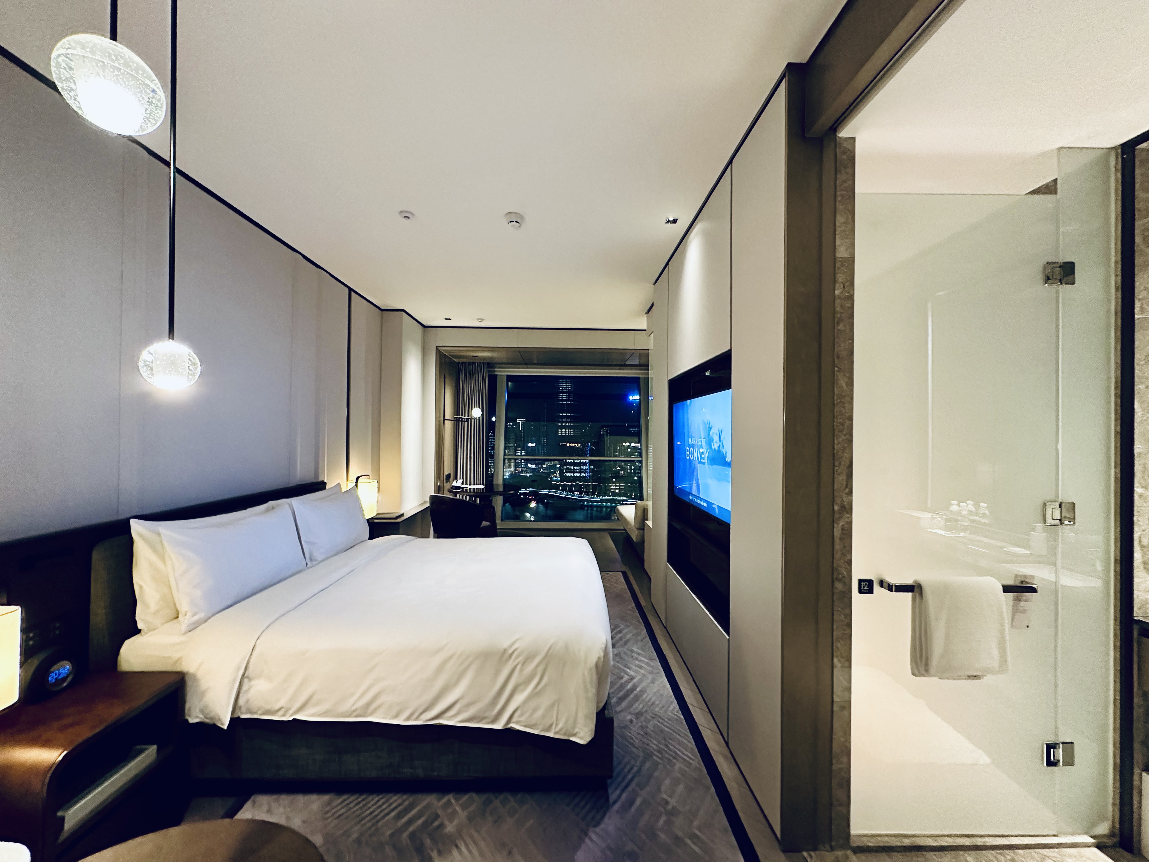 [FANG]Ϻ³JWƵ | JW MARRIOTT MARQUIS PUDONG | Corner room - Ƿ