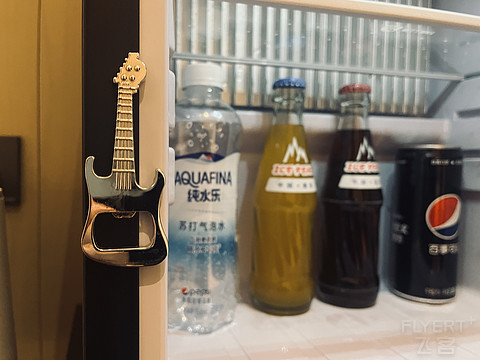 太乙近天都，连山接海隅。白云回望合，青霭入看无。西安MOXY酒店入住报告