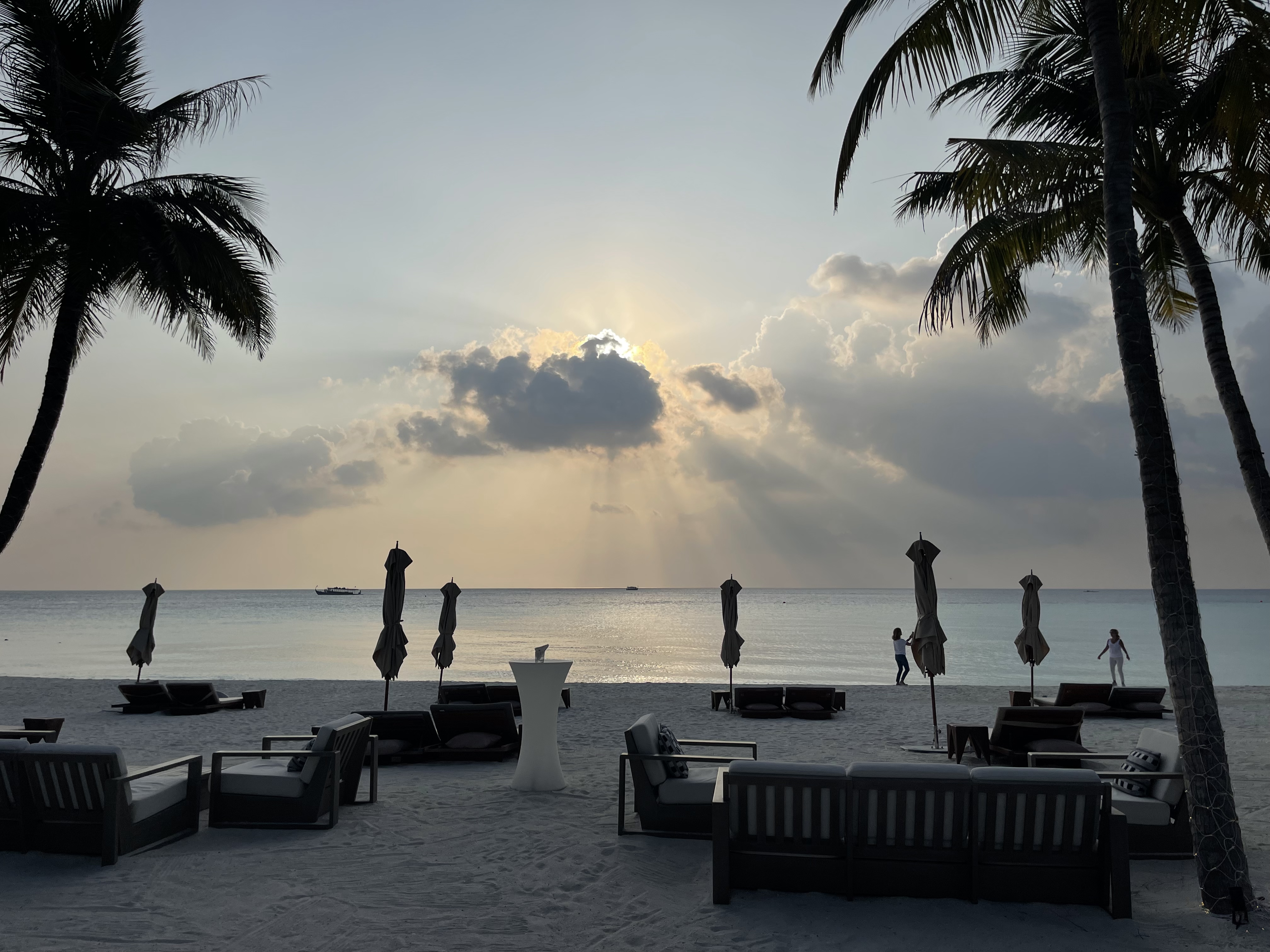 The Ritz Carlton Maldives, Fari Island ֮֮