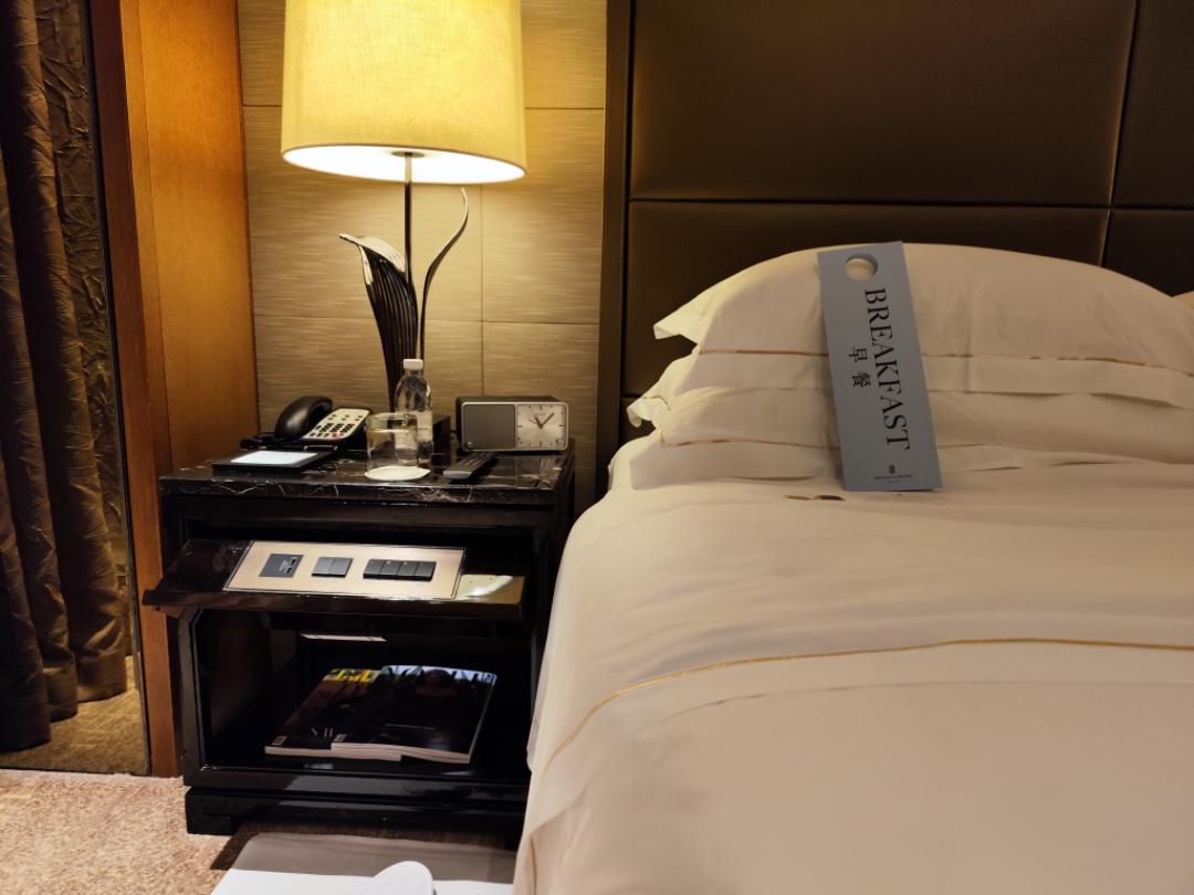 ˼ Ritz Carlton HongKong