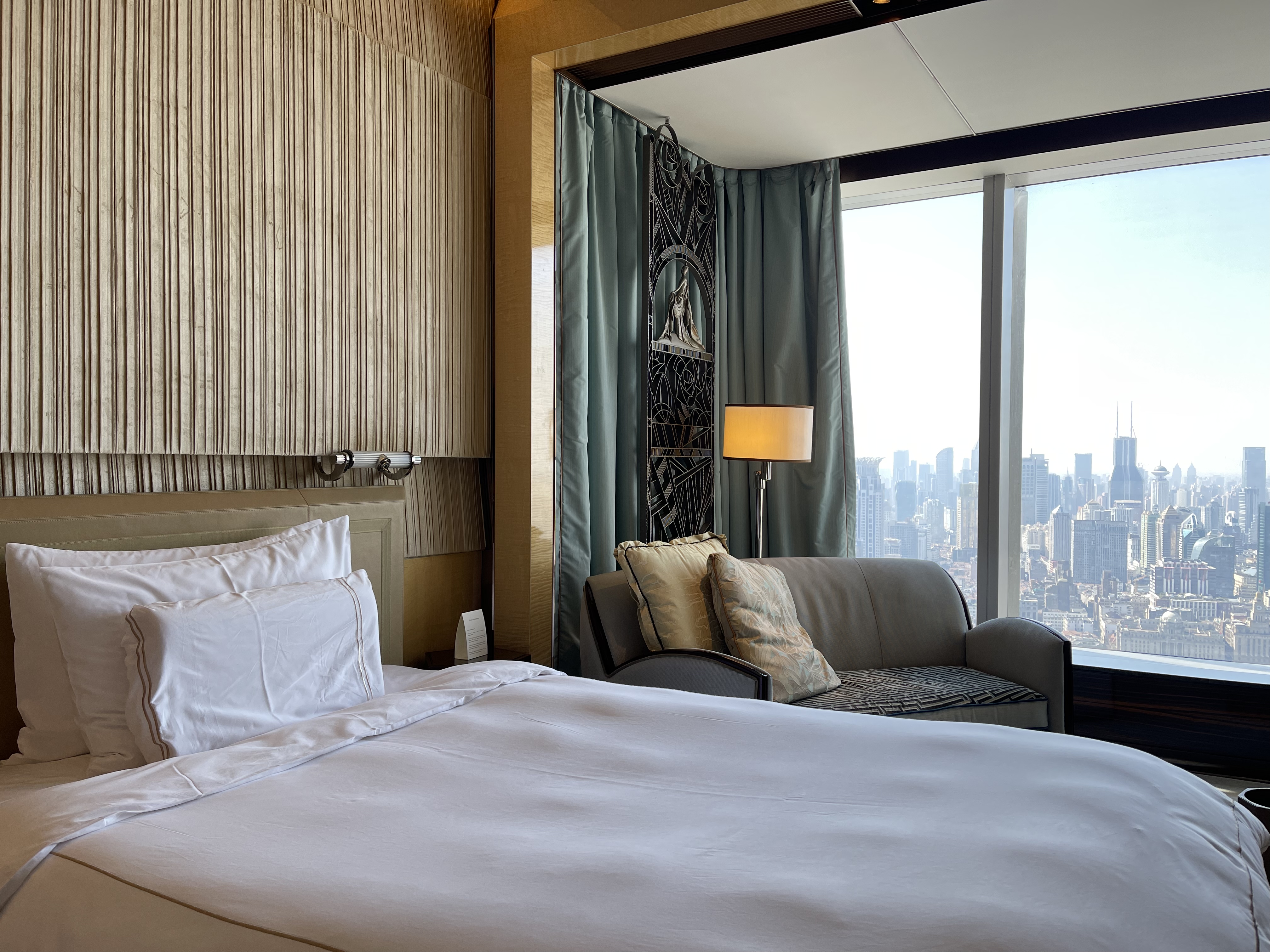 ʮ -Ϻֶ˼پƵ The Ritz-Carlton Shanghai Pudong