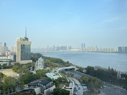 名字很長，酒店很藍，我很喜歡#杭州綠城尊藍錢江豪華精選酒店