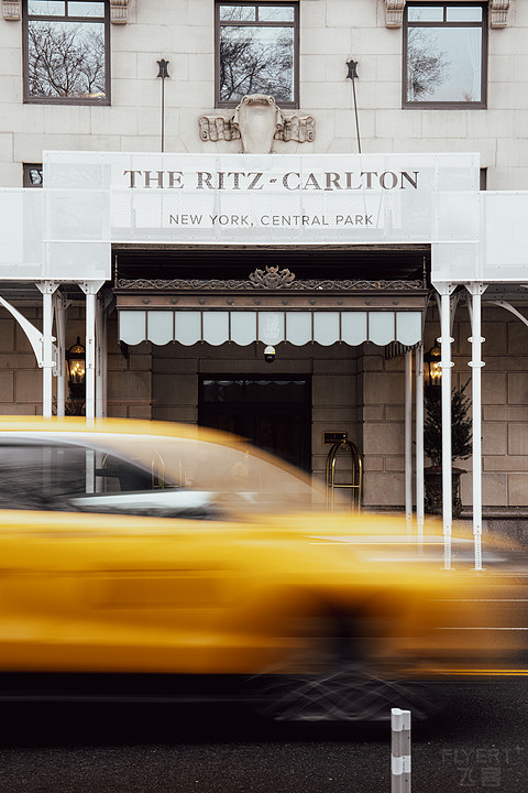 百年优雅，半身繁华——大隐于市的纽约中央公园丽思卡尔顿酒店｜第六大道景观房体验