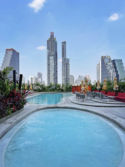 环球旅行：曼谷像素大厦～标准酒店，露台套房&ampPenthouse，你更Pick哪一个？