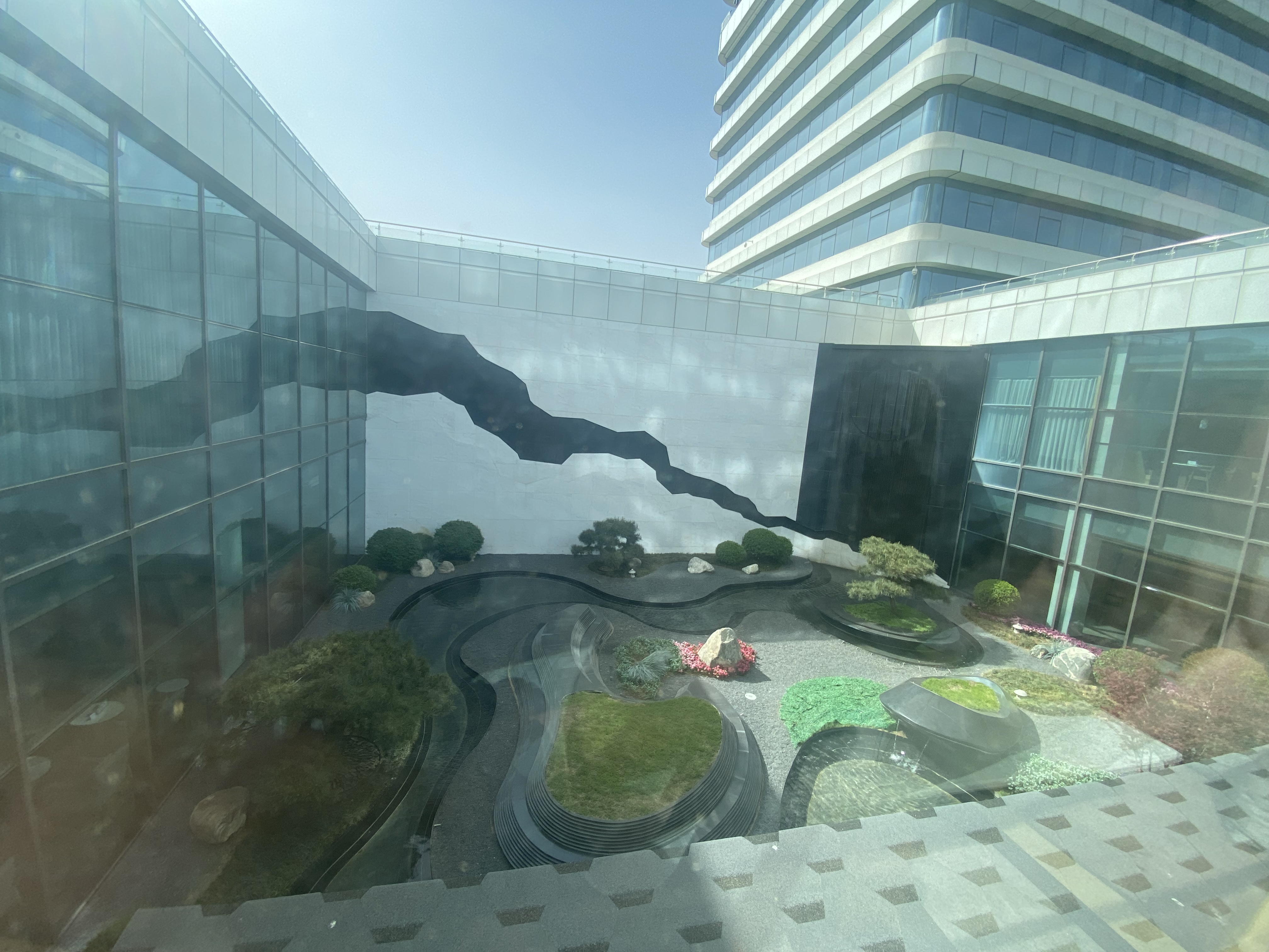 Courtyard Qinhuan**ao West ػʵŻҵƵ