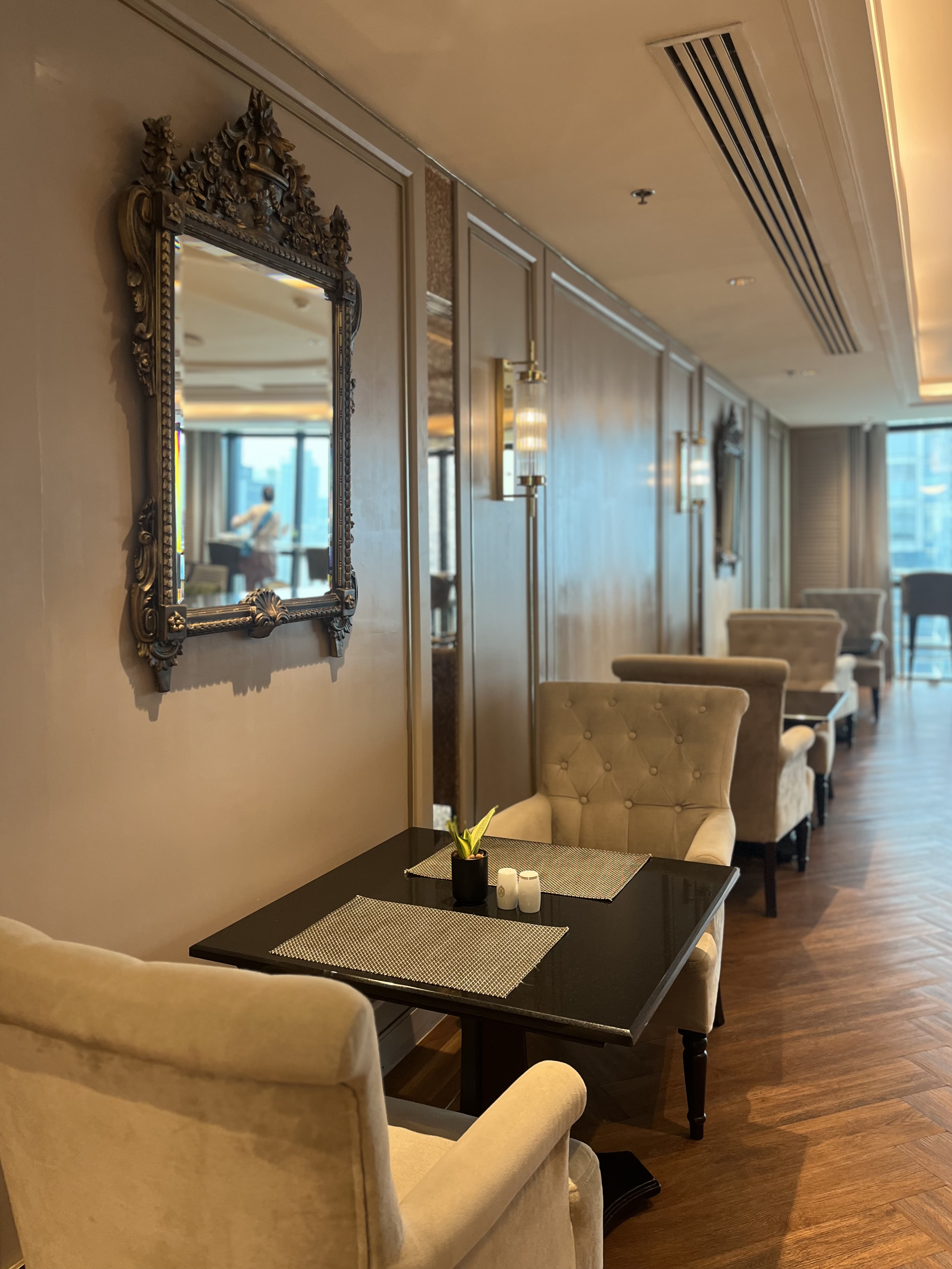 SongKranŵȣThe Athenee Hotel Bangkok Luxury CollectionŵȻʼҷ