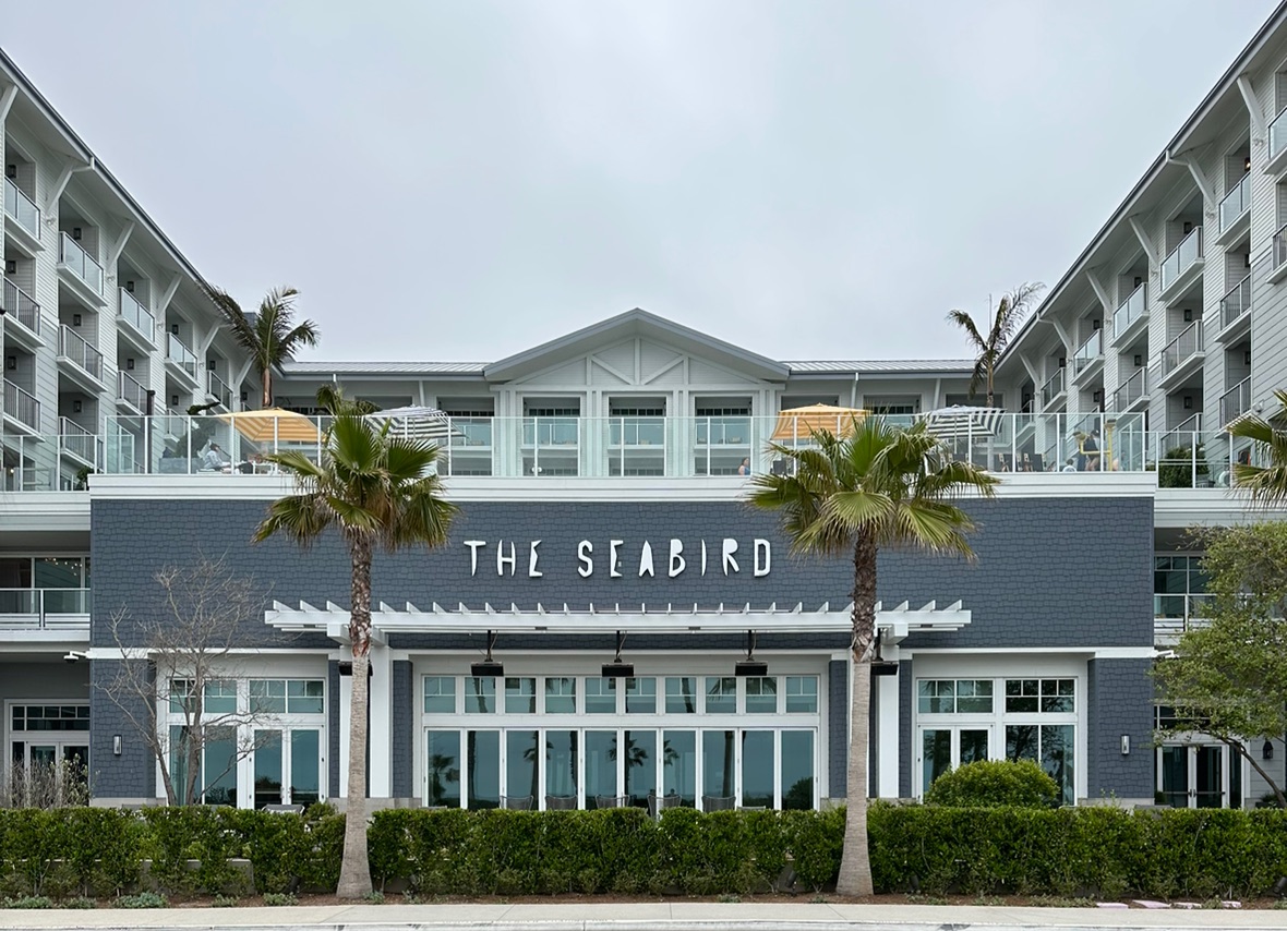 ʢ󺣾׷ѡʥǸ磩ȼٴ The Seabird Resort, Destination Hotel