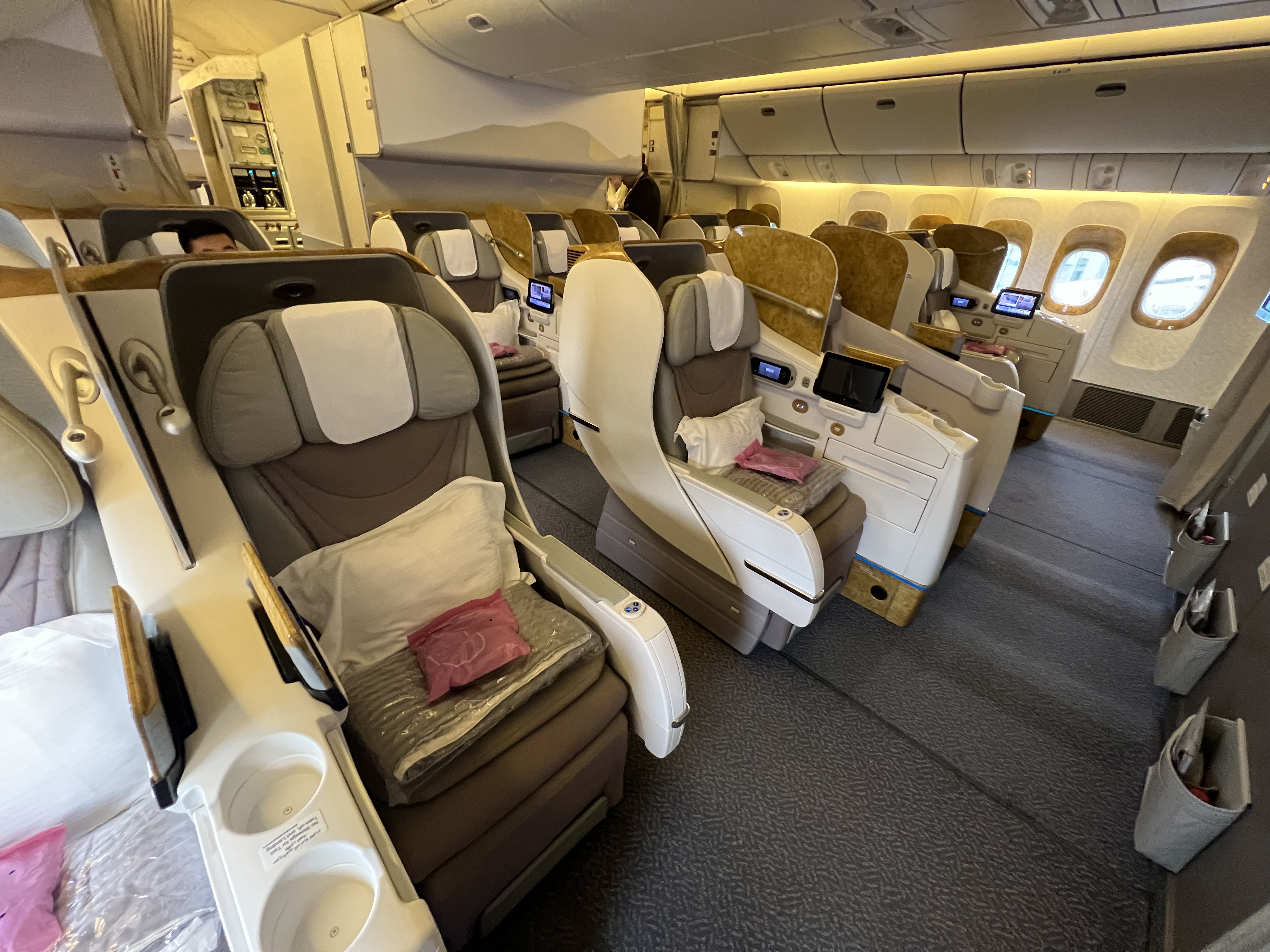  EK117 DXB-IST ϰ-˹̹ Business Class B777