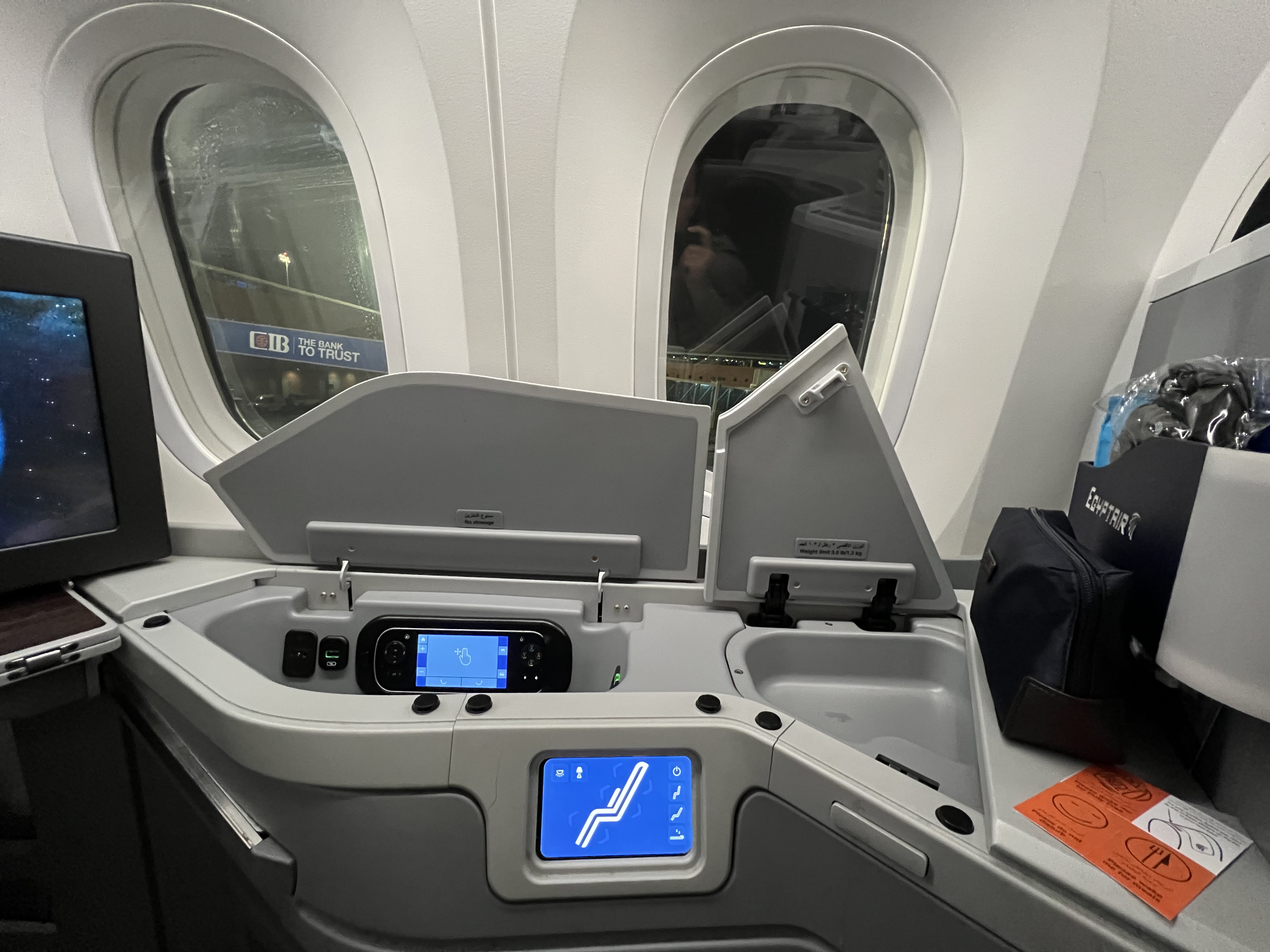  MS958 CAI-CAN - Business Class B789