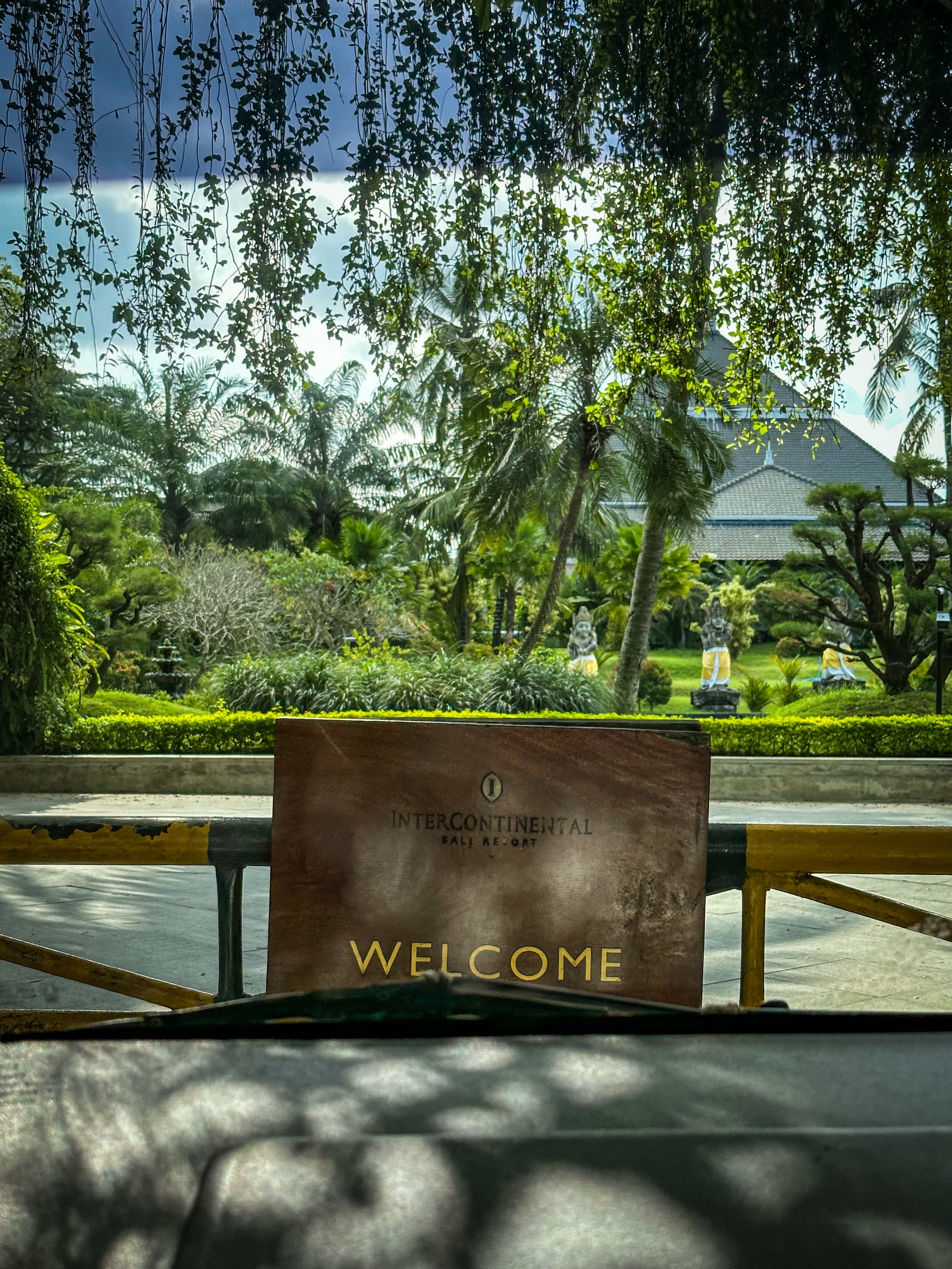 ձɽԲ٣嵺޼ʶȼپƵ InterContinental Bali Resort