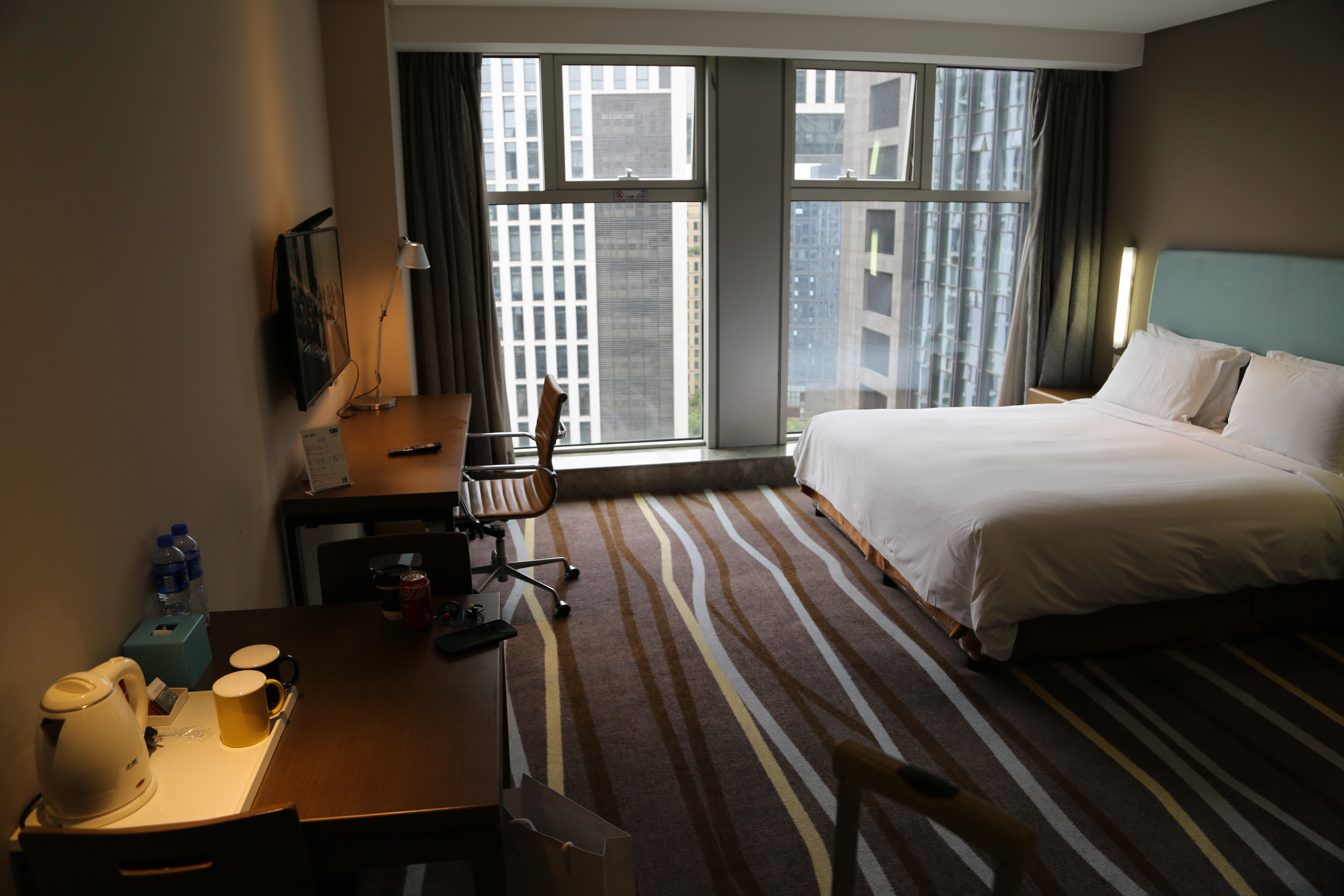 ݻѡվƵ꣺ڴAtwell Suites