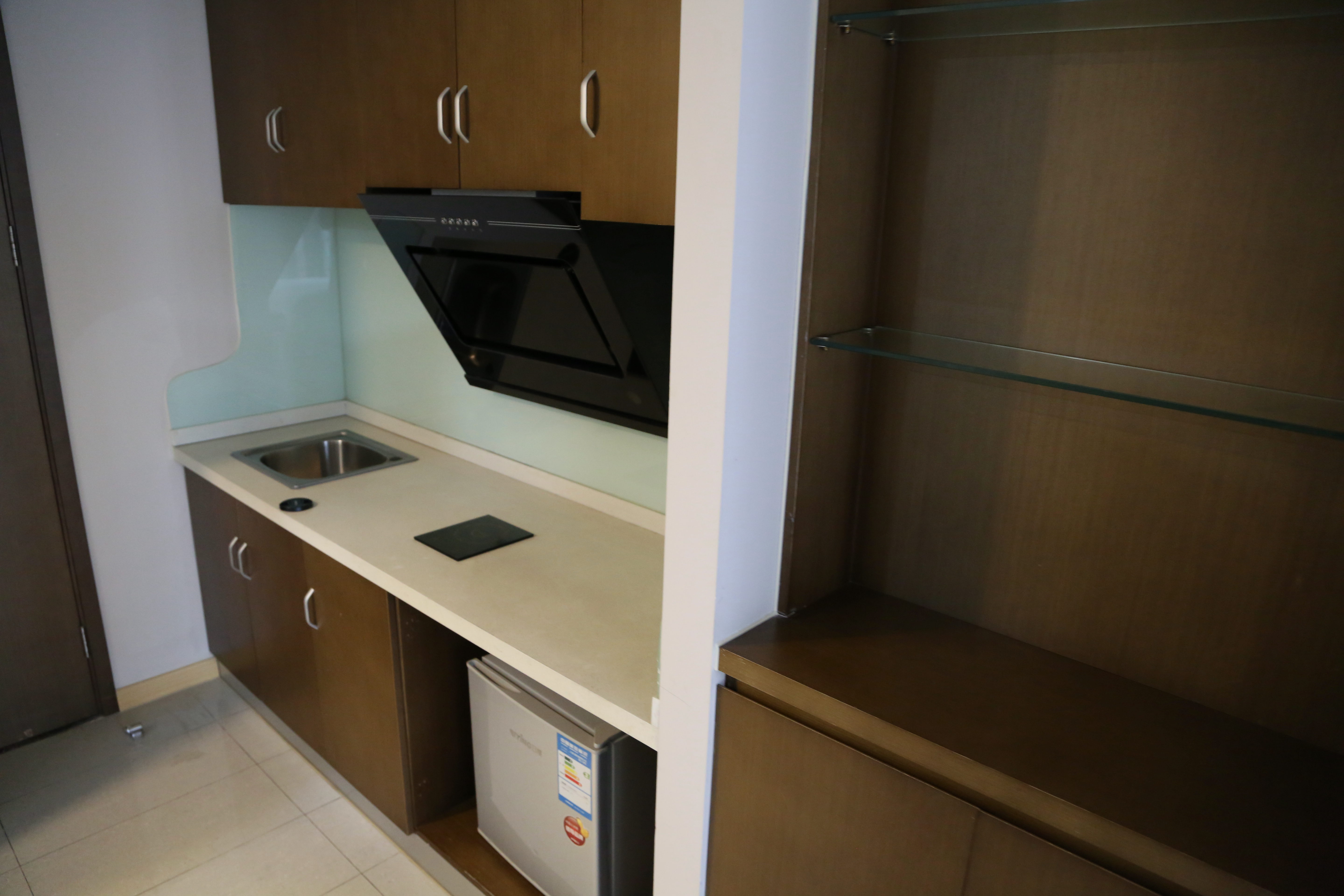 ݻѡվƵ꣺ڴAtwell Suites