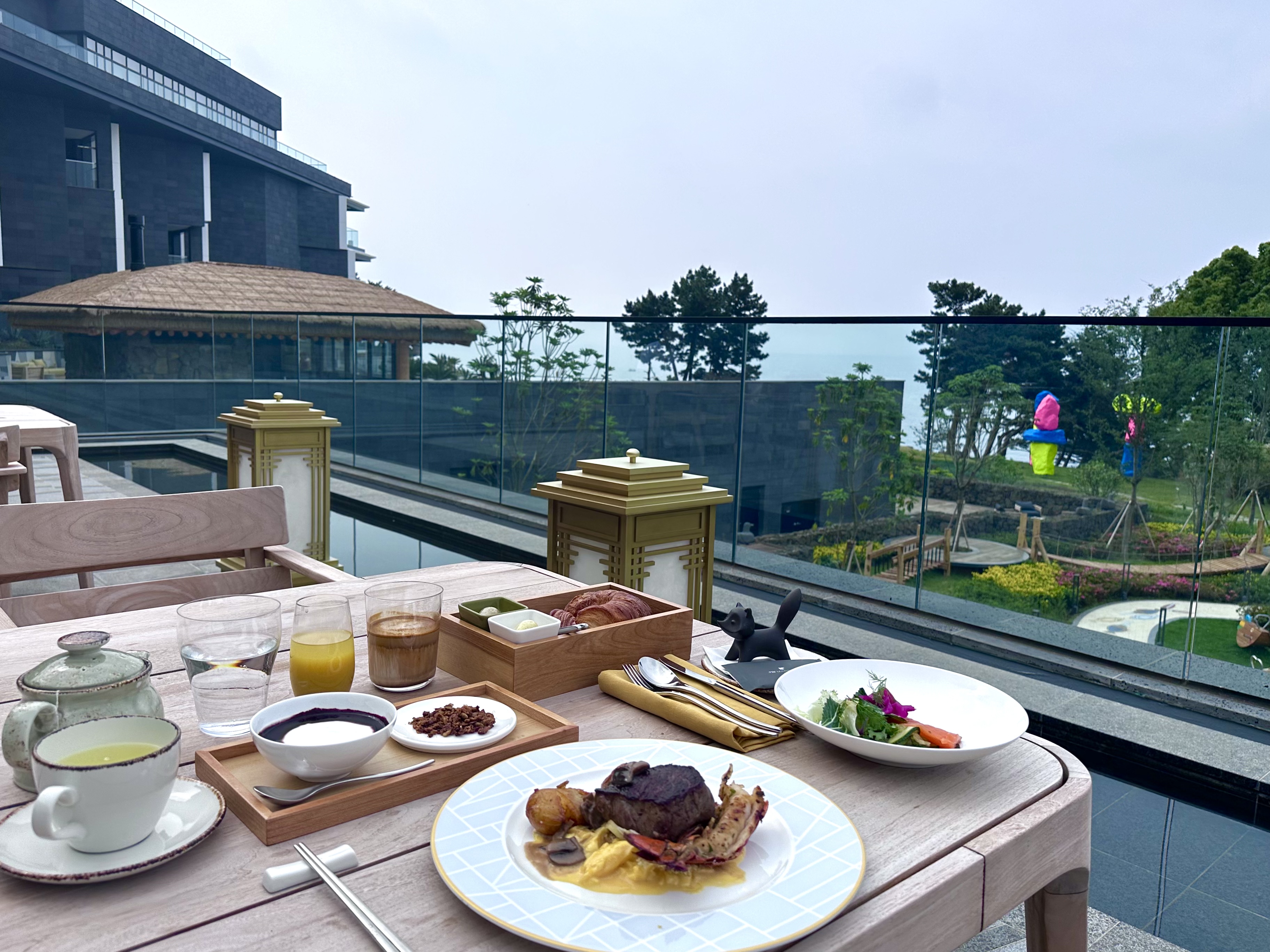 ݵJW MARRIOTT̳еľƵ걨