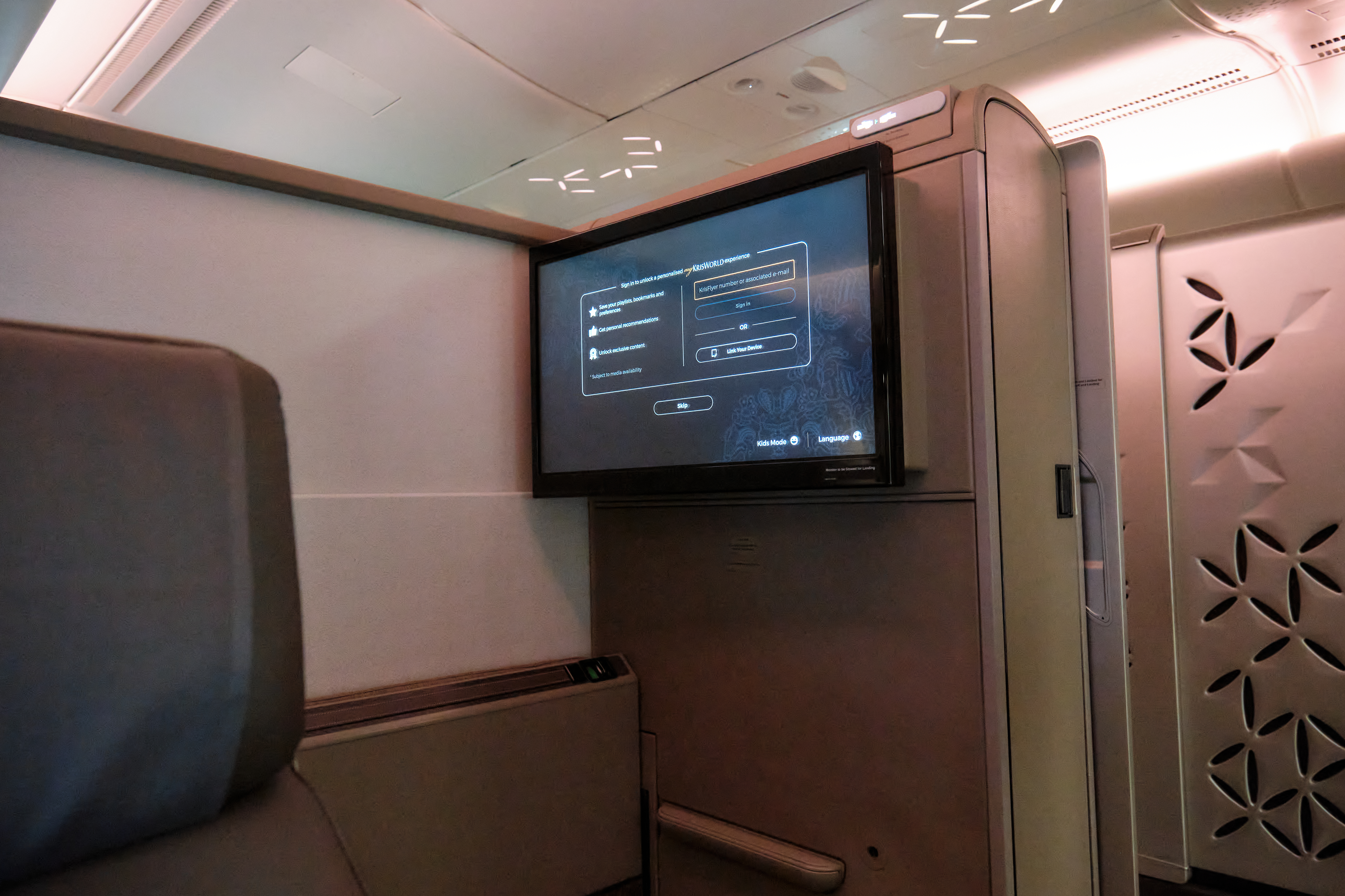 ԲΣ˵ͨ¼ºA380 Suite ׷SQ221 SINSYD