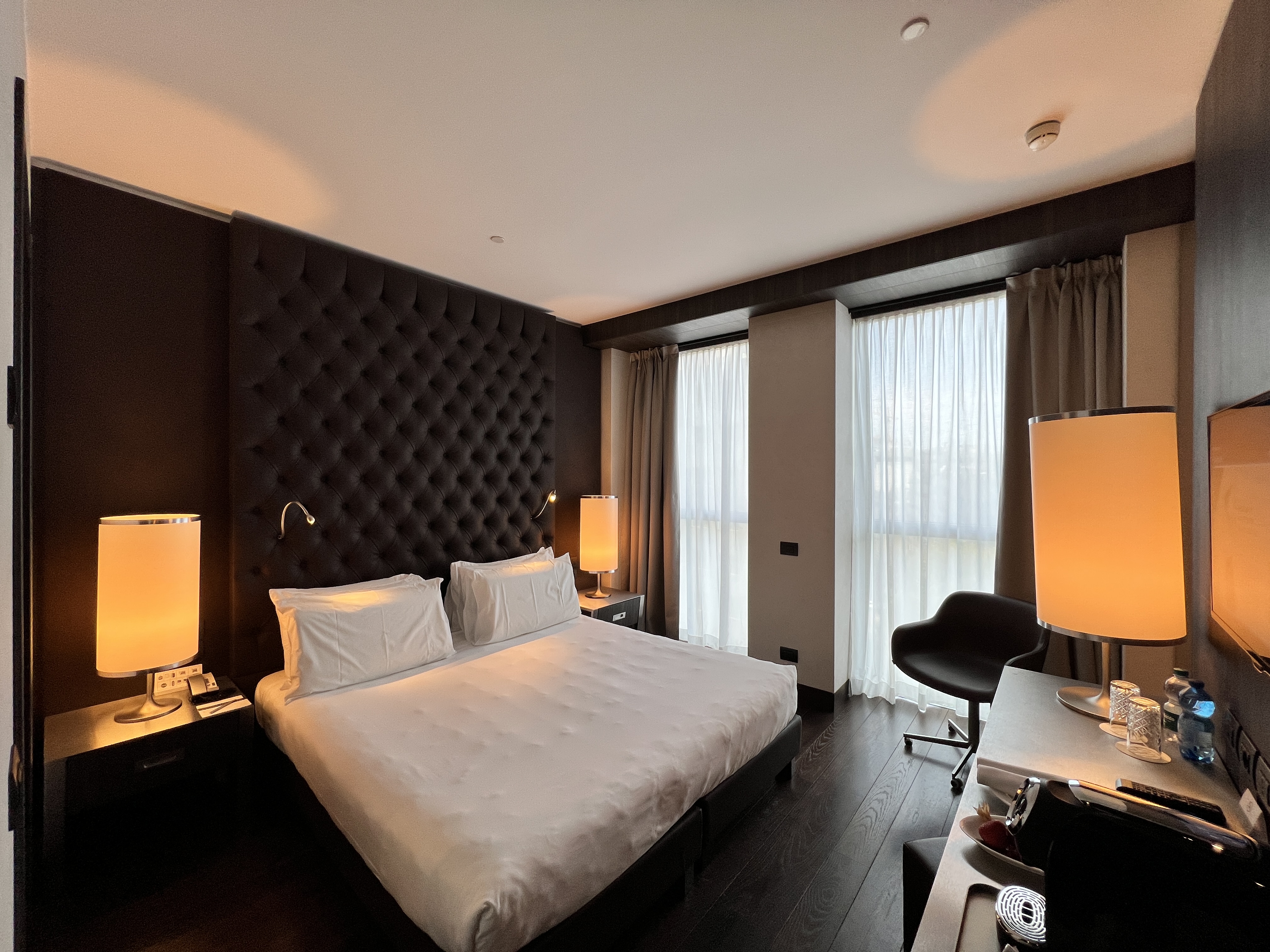 Hyatt Centric Milan Centrale | վϵ