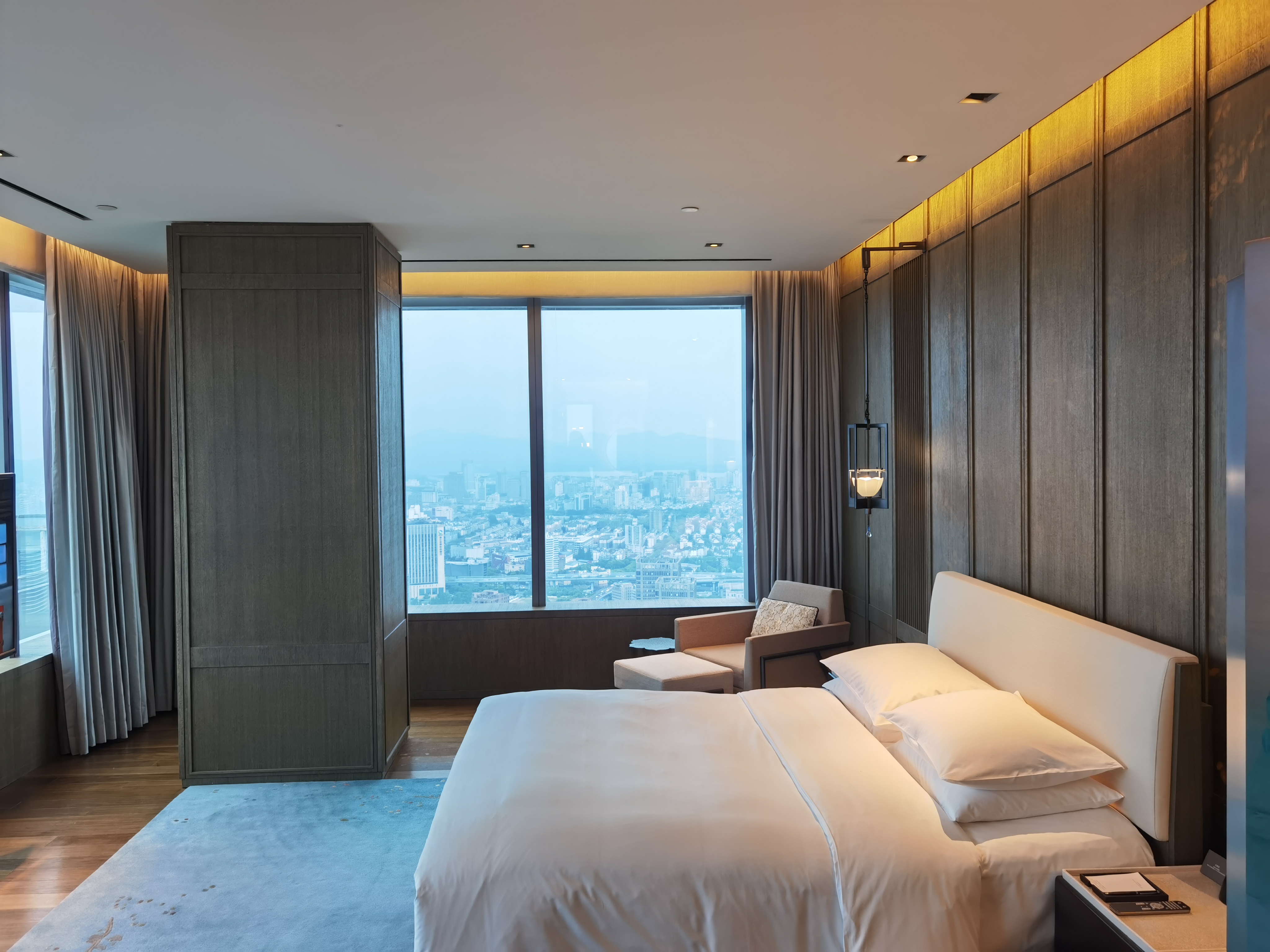 ɽѰӣͤϿͷ     ݰ  ParkHyatt-Hangzhou