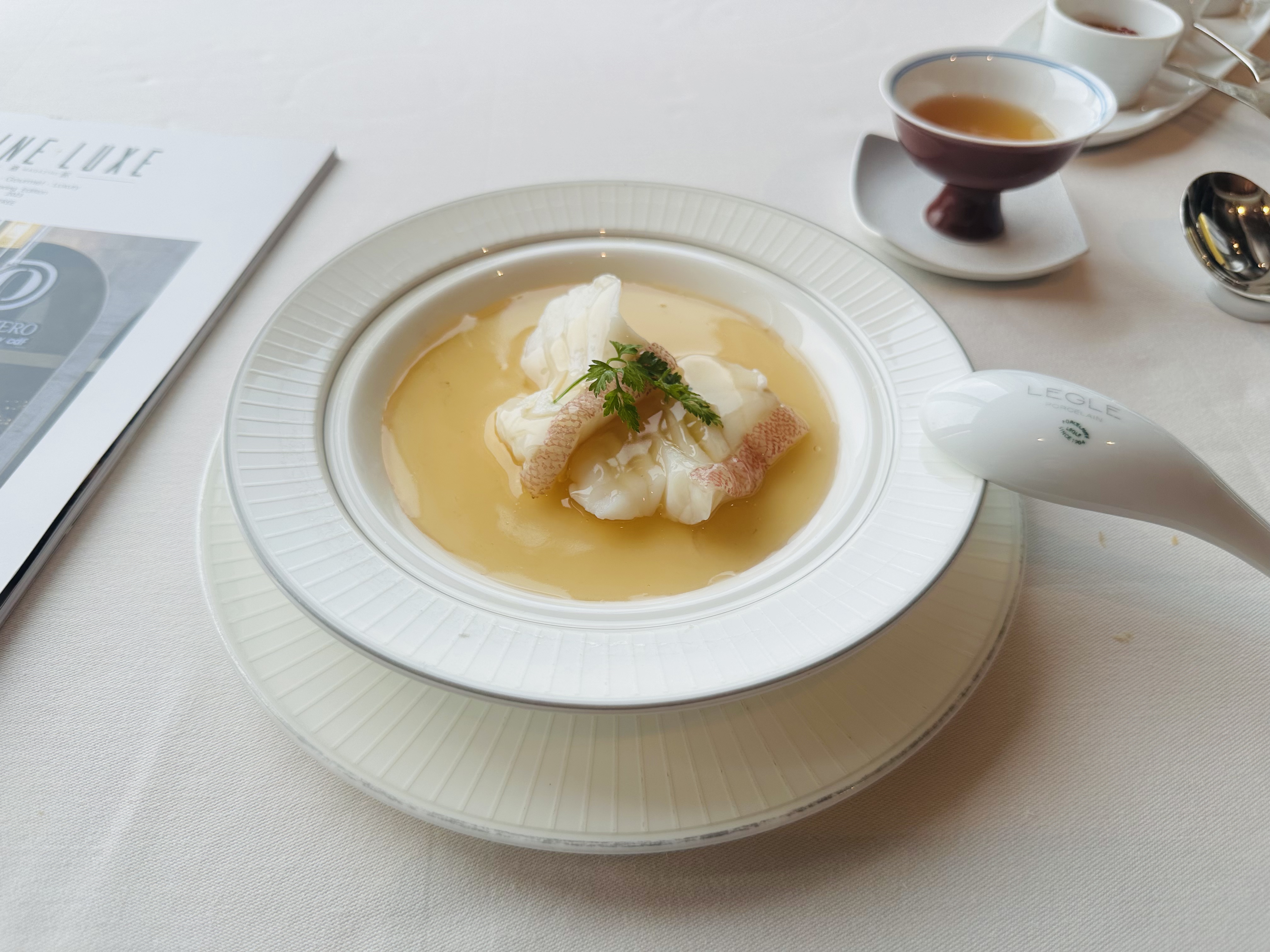 ļƵ Four Seasons Hotel Hong Kong