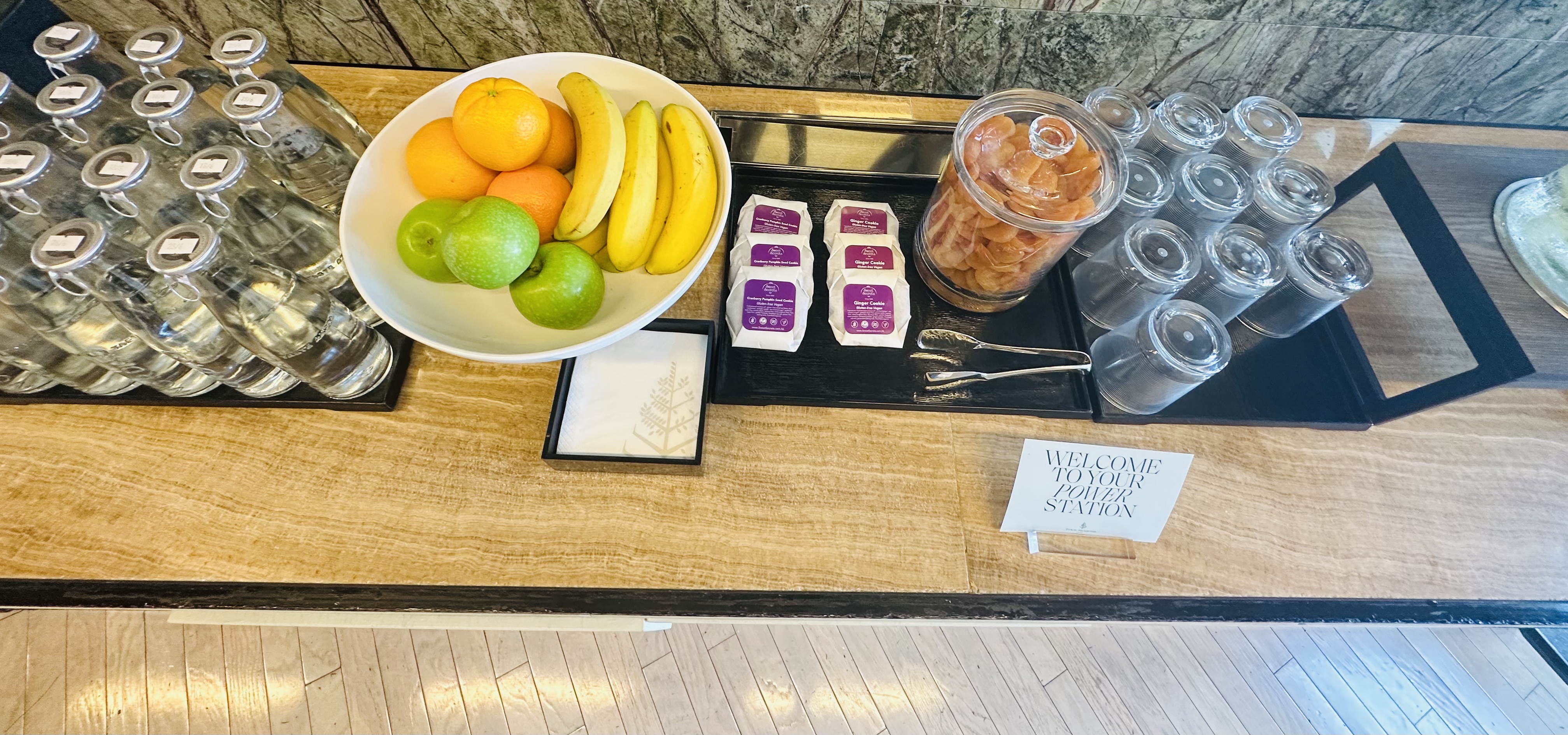 ļƵ Four Seasons Hotel Hong Kong