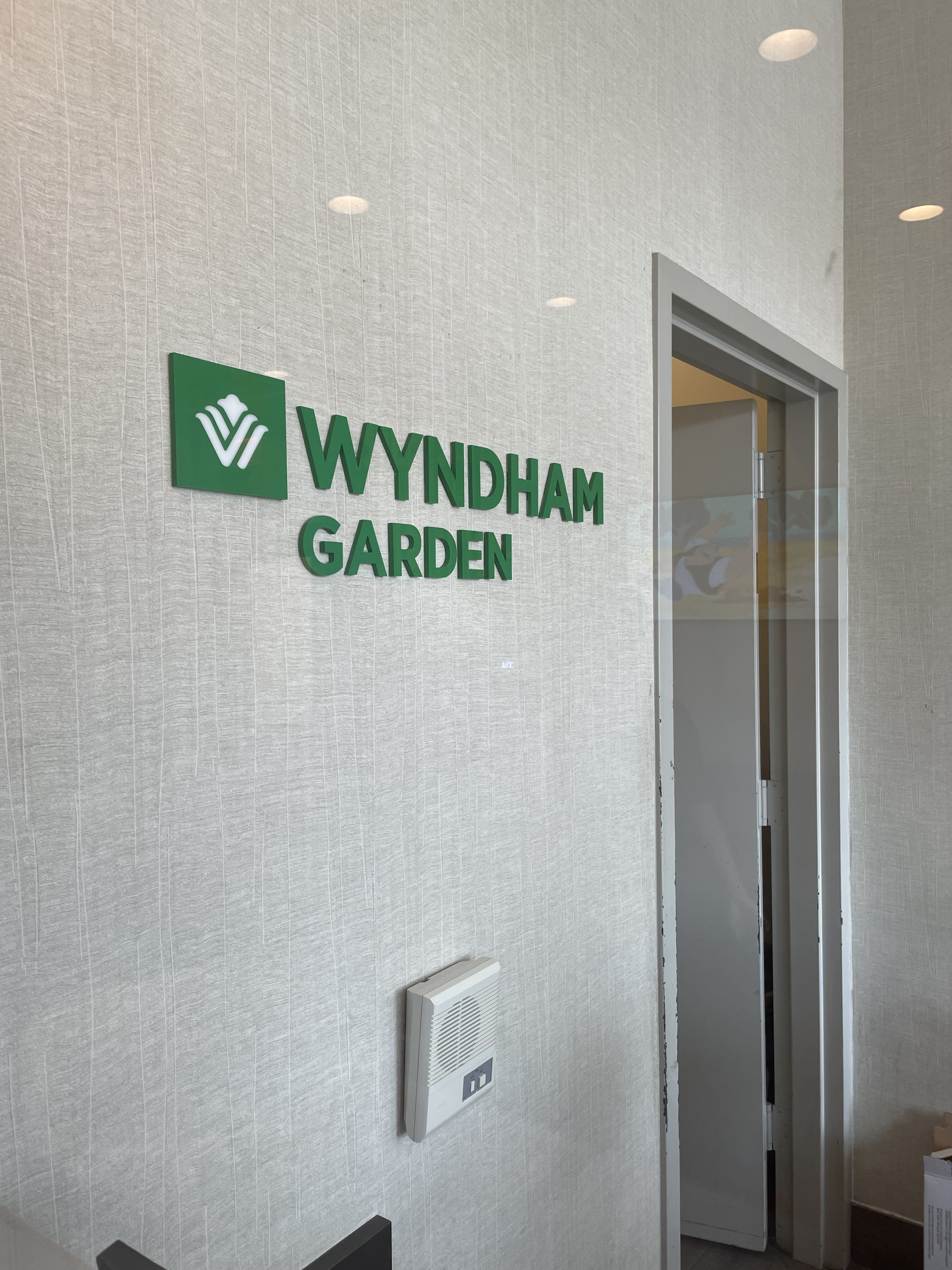 Wyndham Garden LGA South ŦԼµķ԰Ƶ& ιϹ鴦Report