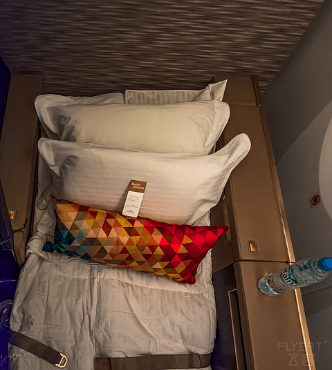 IAD-AUH｜First Class｜阿提哈德航空华盛顿-阿布扎比波音787头等舱｜Etihad EY130 Report