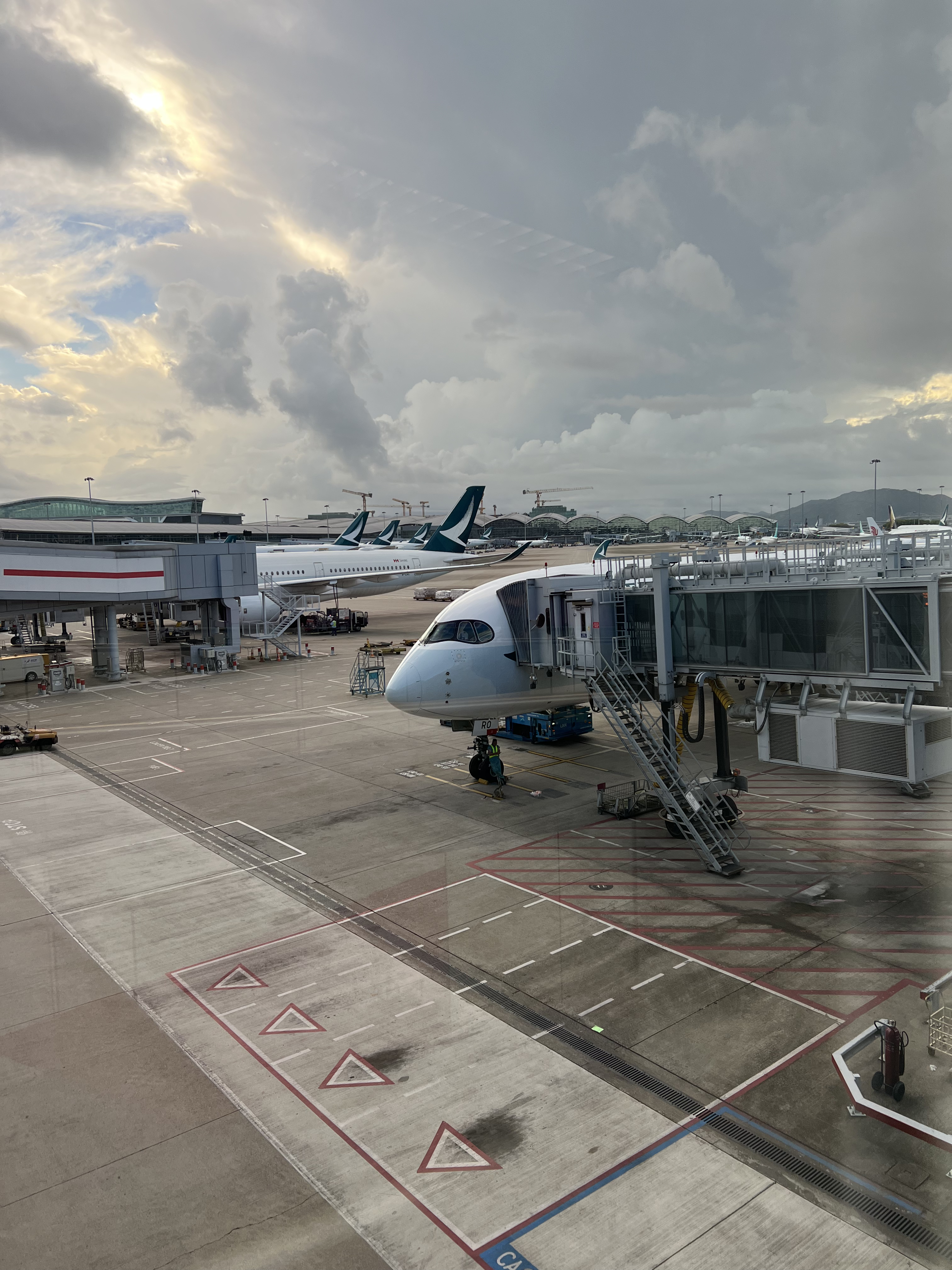 Ἦֻ֮áCKG-BKK via.HKG