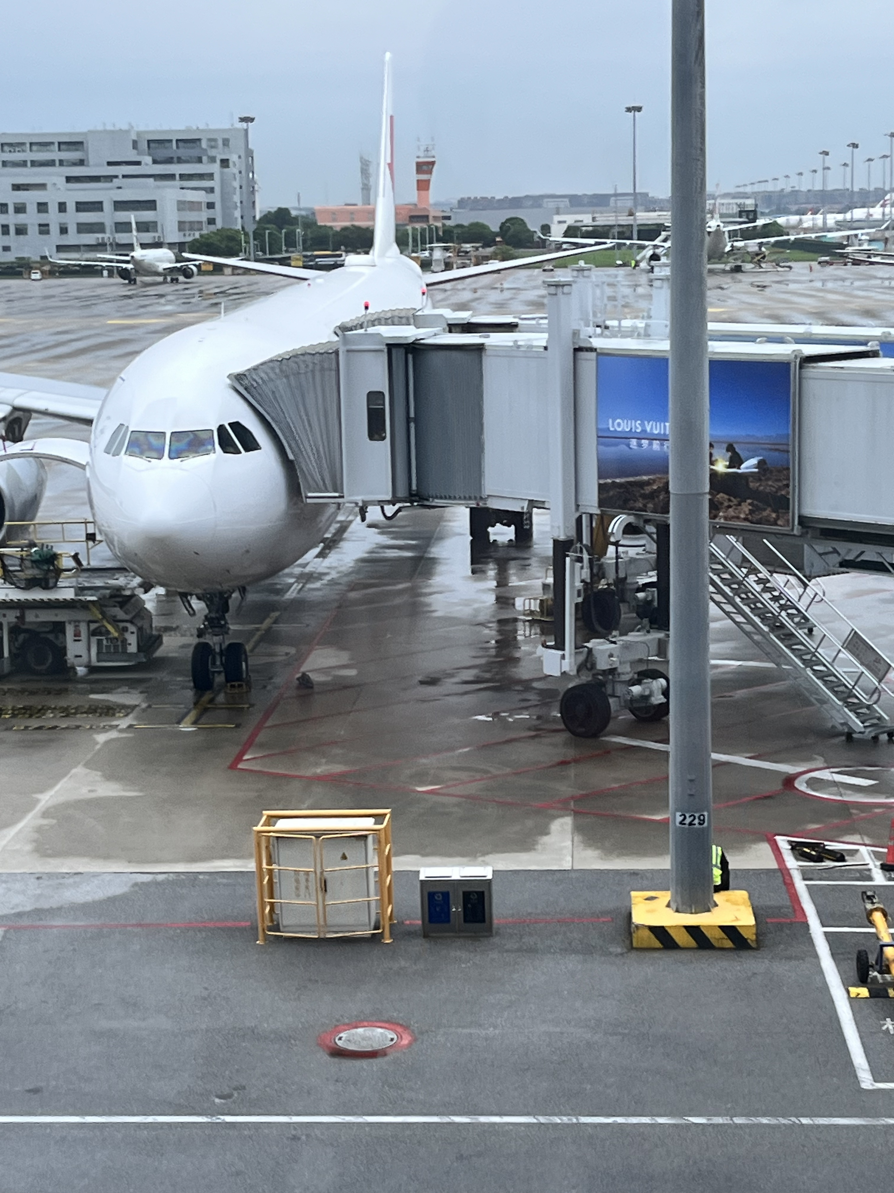 Ϻš׶A33L˳б