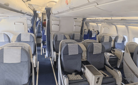 中国南方航空    北京大兴—昆明长水    空客A330-200   经济舱体验报告  （PKX—KMG）