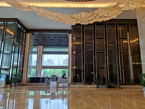 带着爸妈游江苏(2) ‖ 滁州港汇喜来登酒店 ‖ 行政套1709