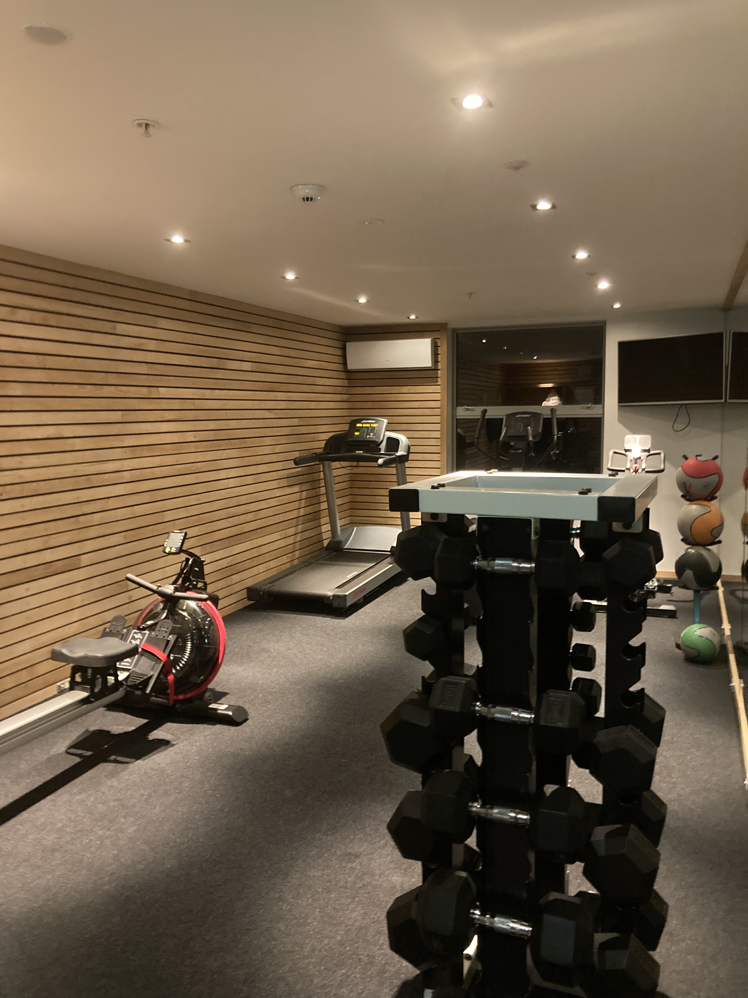 ʺʹڼվƵQueenstown Crowne Plaza ƼҲûѡ
