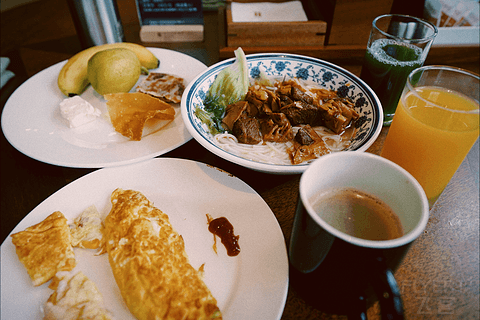 尊享中式花园典雅—昆明华邑酒店园景大床房及餐饮初体验