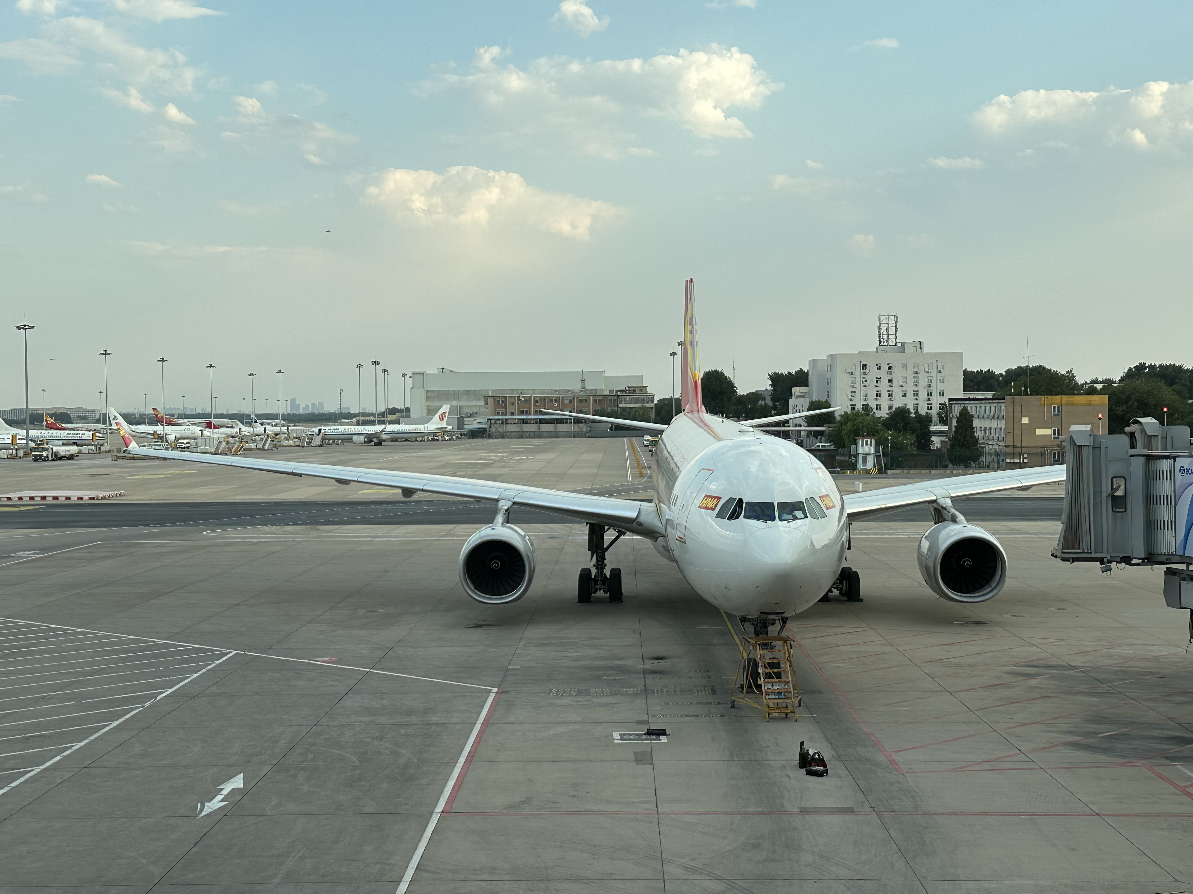 ̽׶ϢңA330˻飬׶PEK-BKK