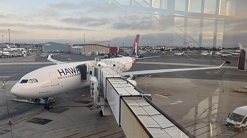 裙摆飘摇，长空扶摇 夏威夷航空HA90 HNL-BOS经济舱体验