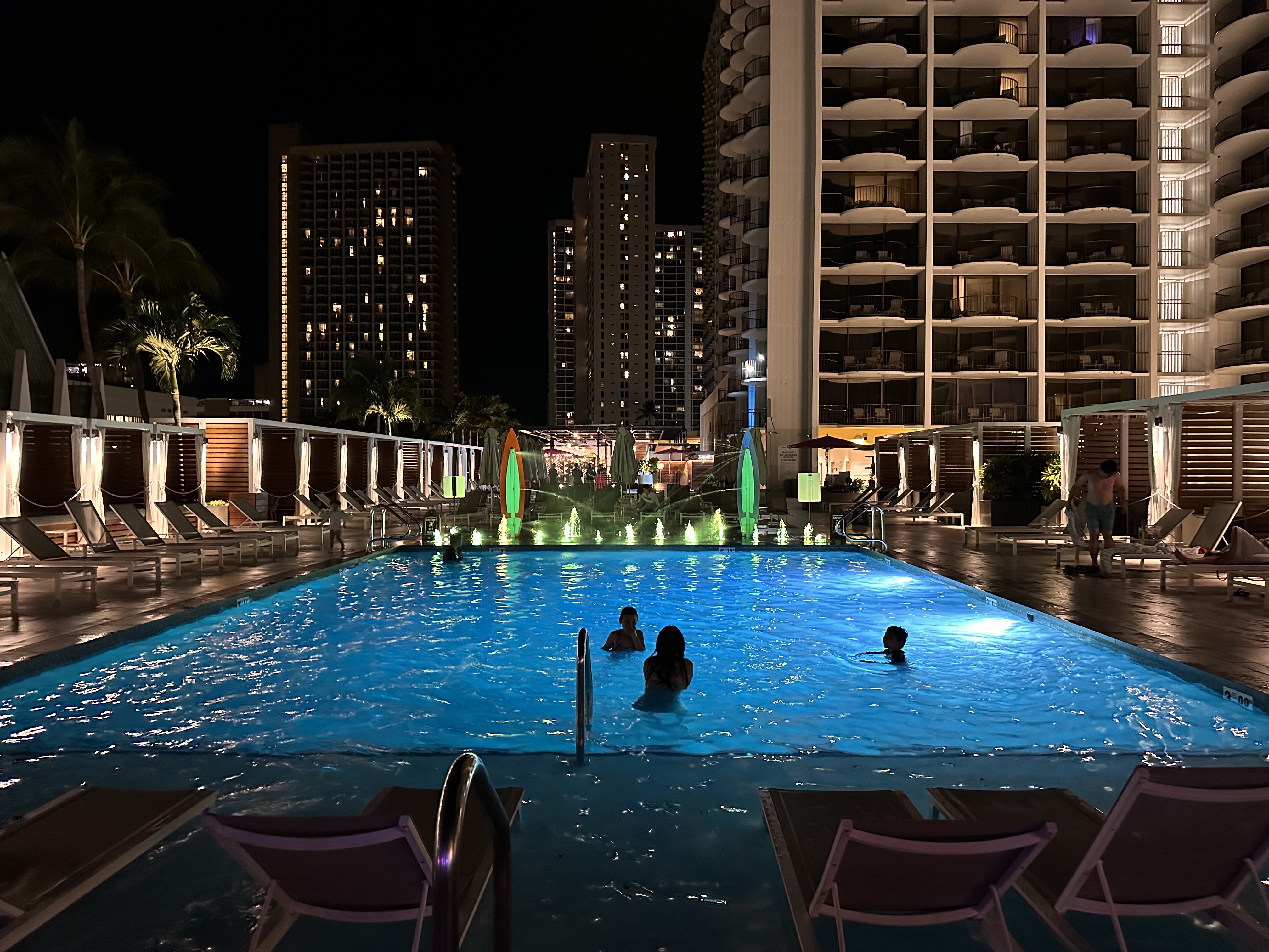 ȪȼپƵ
-Waikiki Beach Marriott Resort & Spa